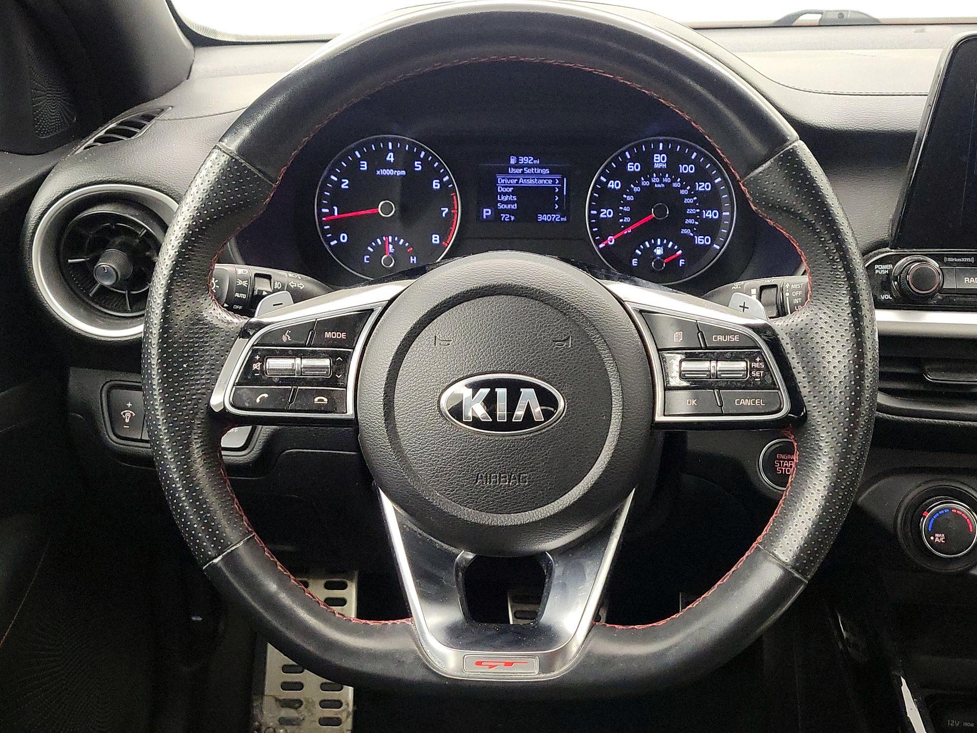 Thumbnail: 2020 Kia Forte - 10