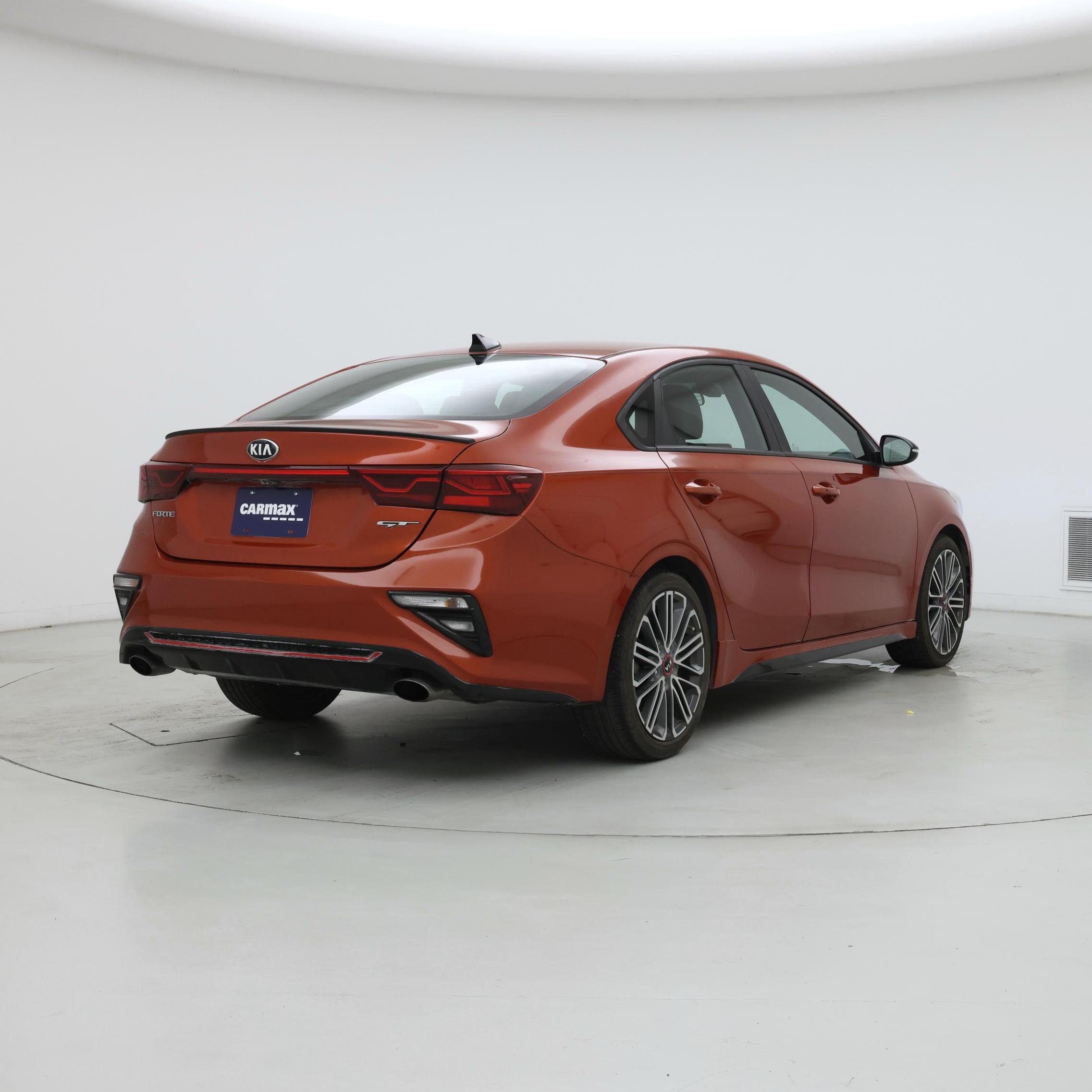 Thumbnail: 2020 Kia Forte - 8