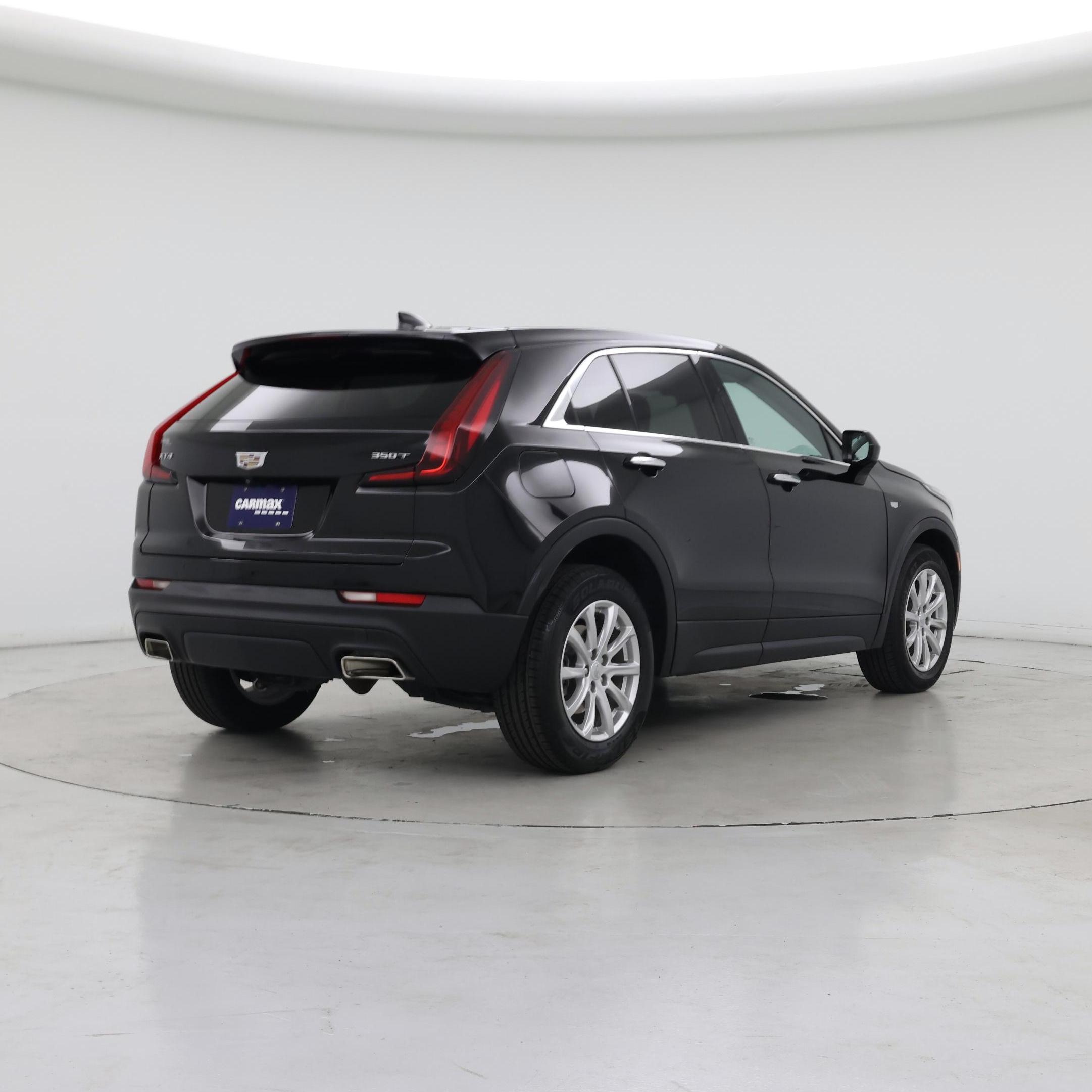 Thumbnail: 2022 Cadillac XT4 - 8