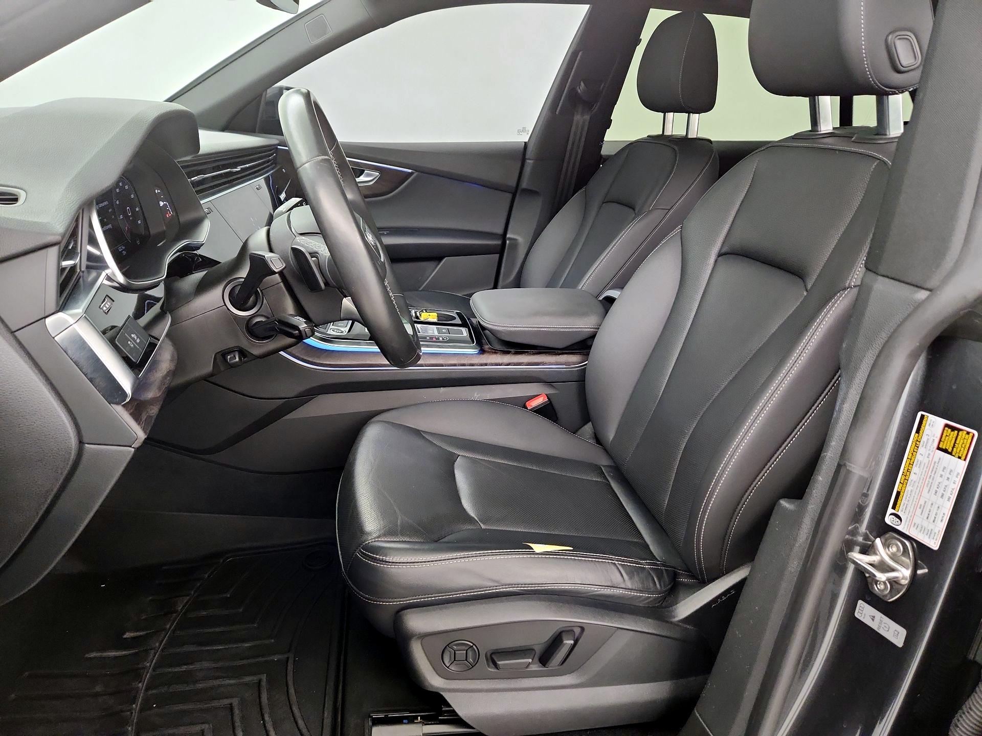 Thumbnail: 2021 Audi Q8 - 11