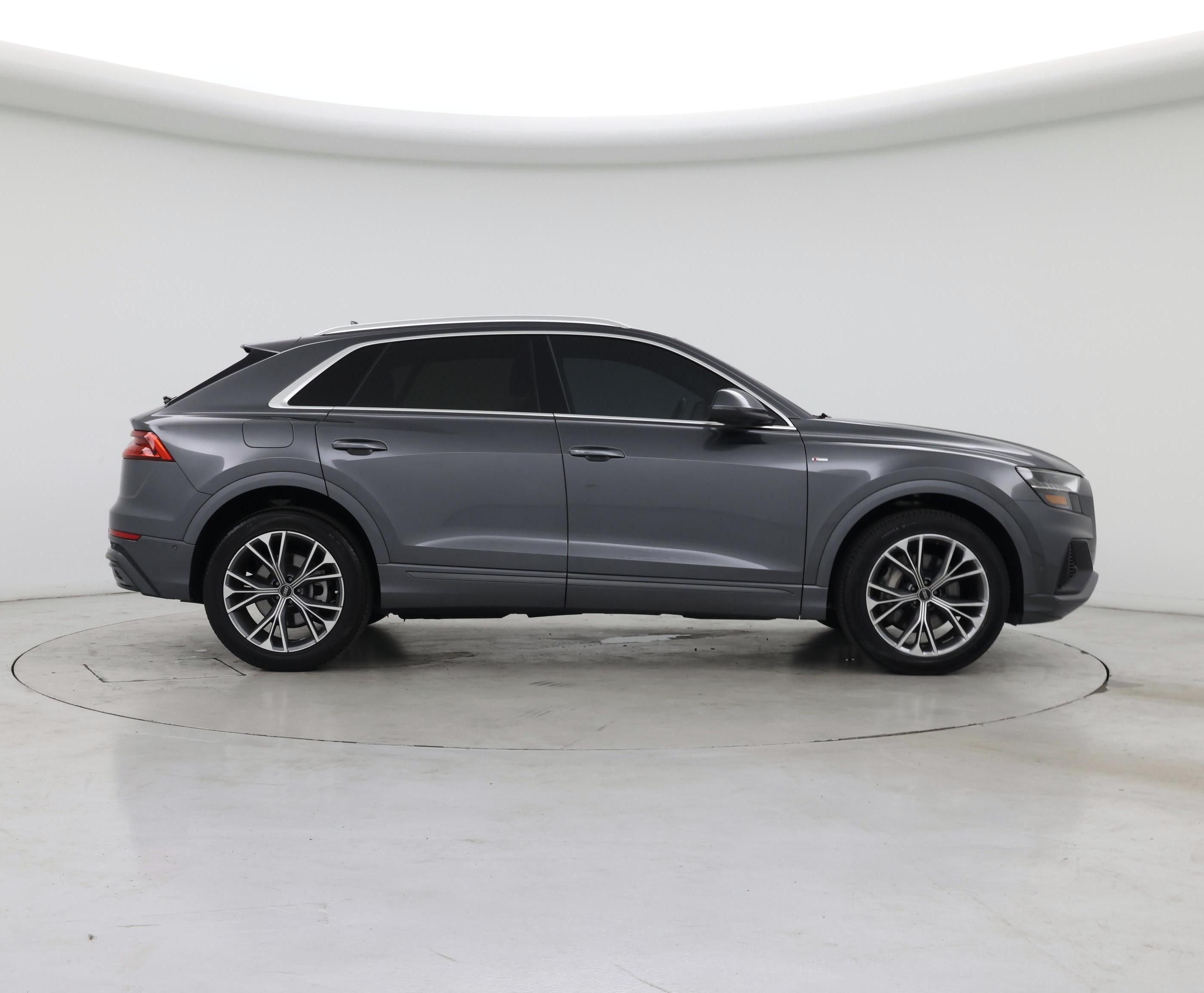 Thumbnail: 2021 Audi Q8 - 7
