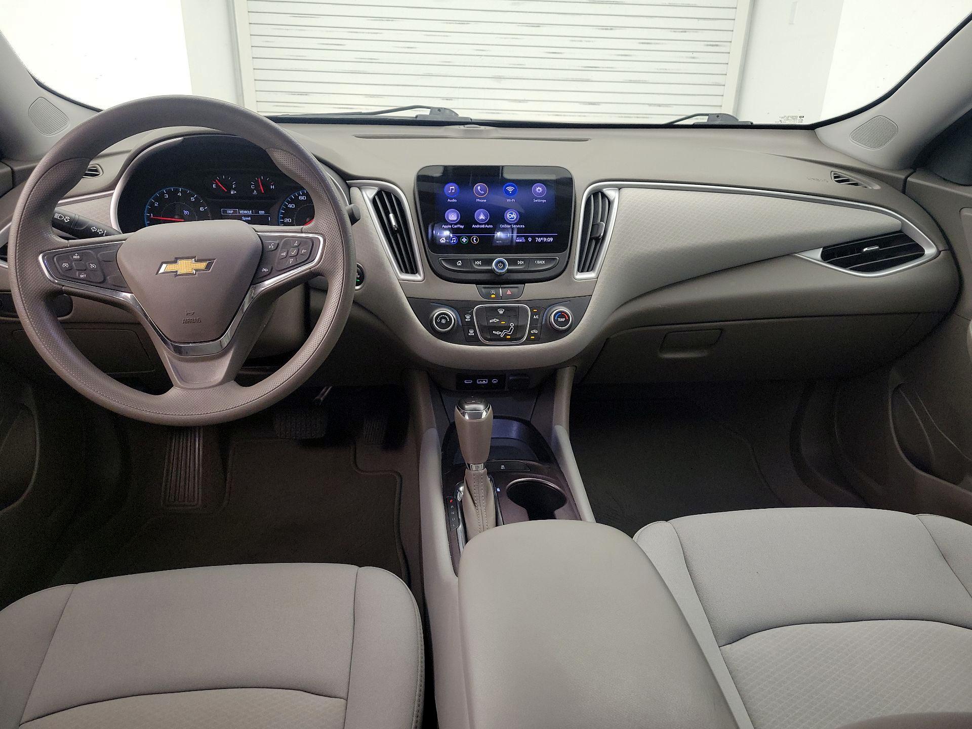 Thumbnail: 2020 Chevrolet Malibu - 9
