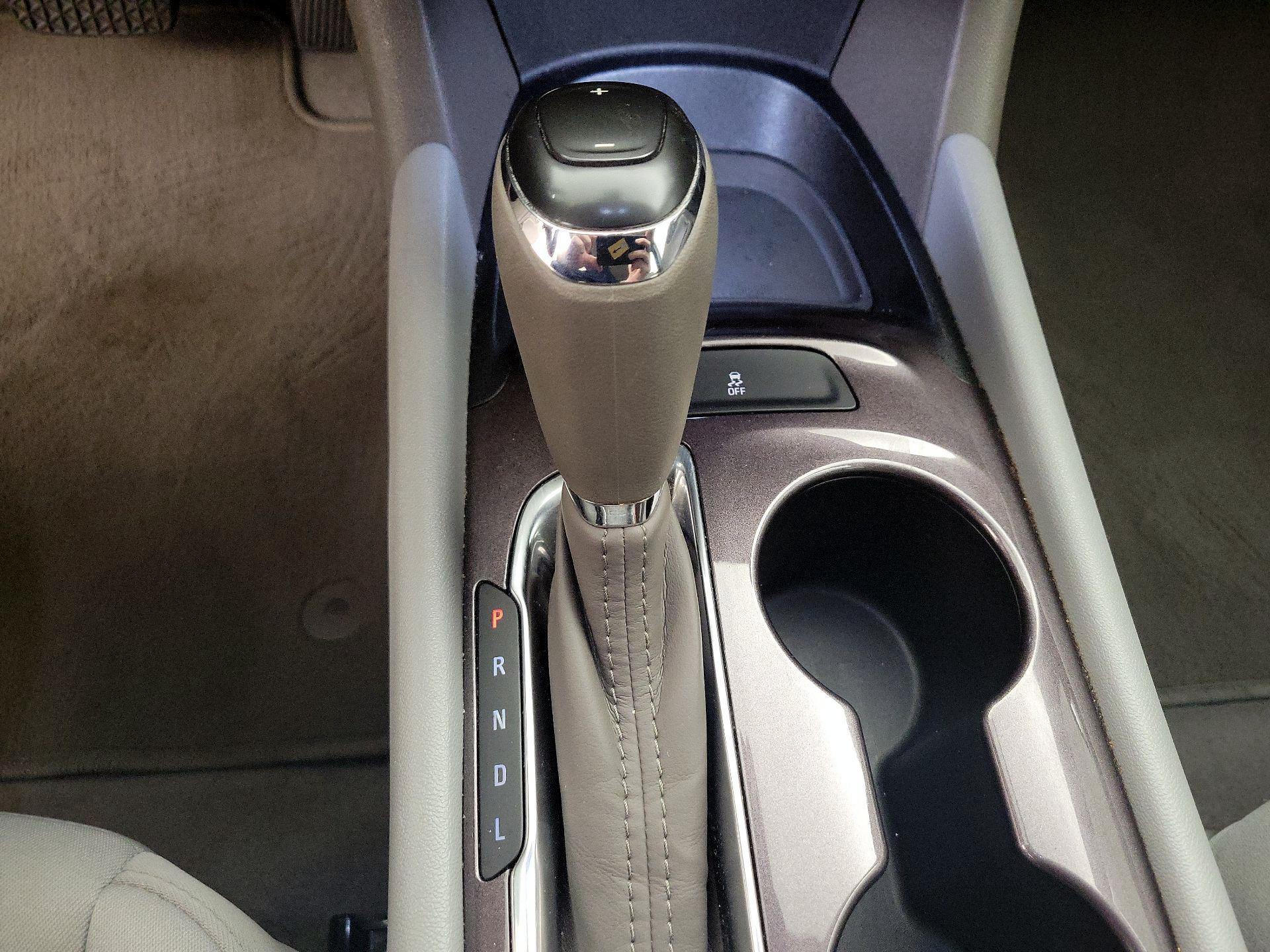 Thumbnail: 2020 Chevrolet Malibu - 17