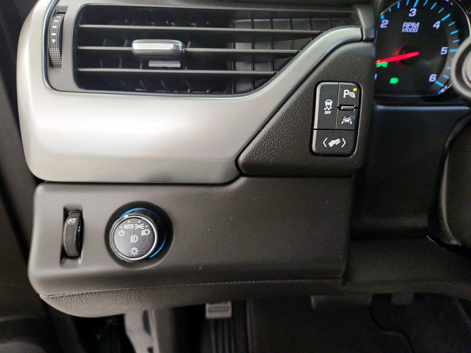 Thumbnail: 2020 Chevrolet Tahoe - 13