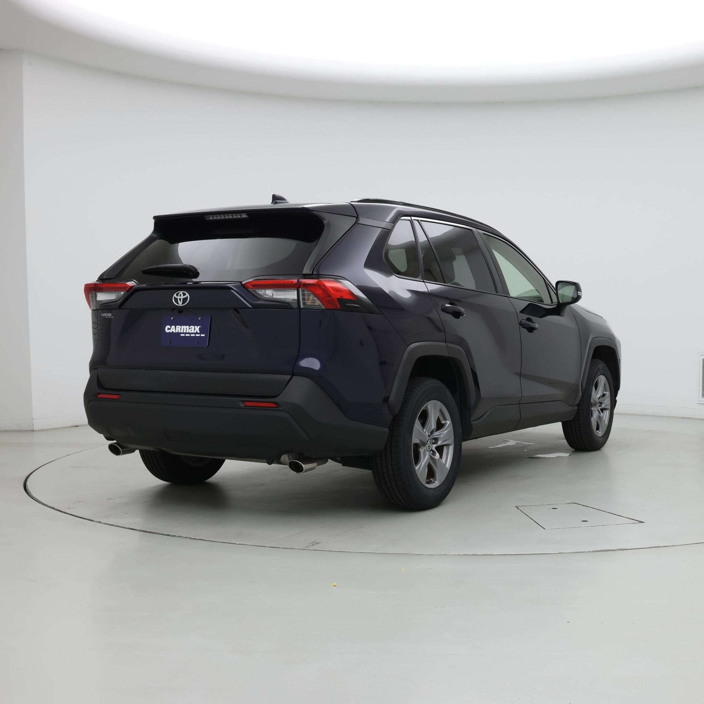 Thumbnail: 2023 Toyota RAV4 - 8