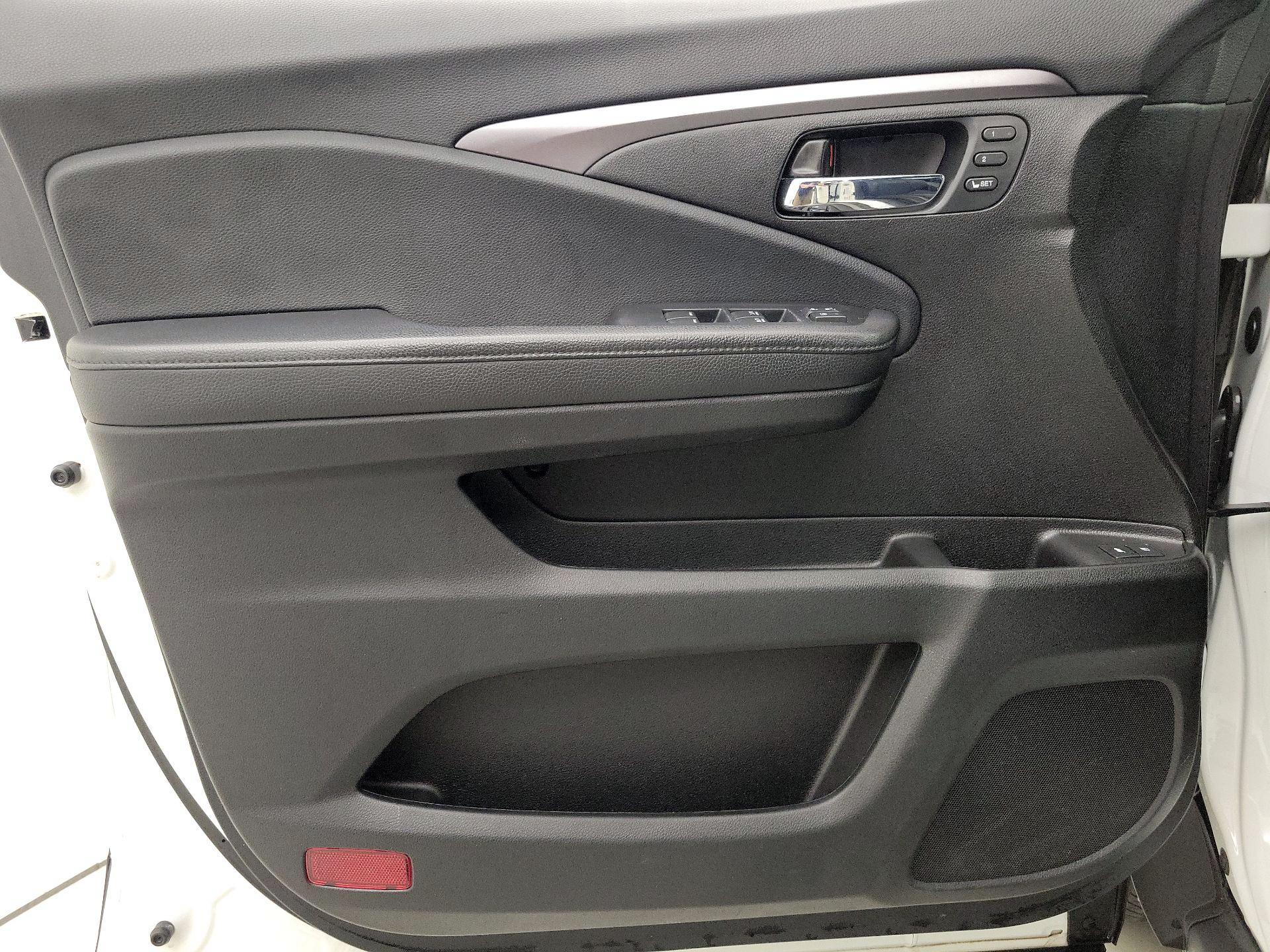 Thumbnail: 2021 Honda Passport - 12