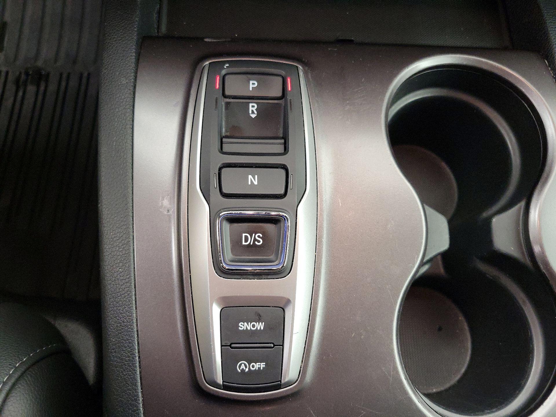Thumbnail: 2021 Honda Passport - 17
