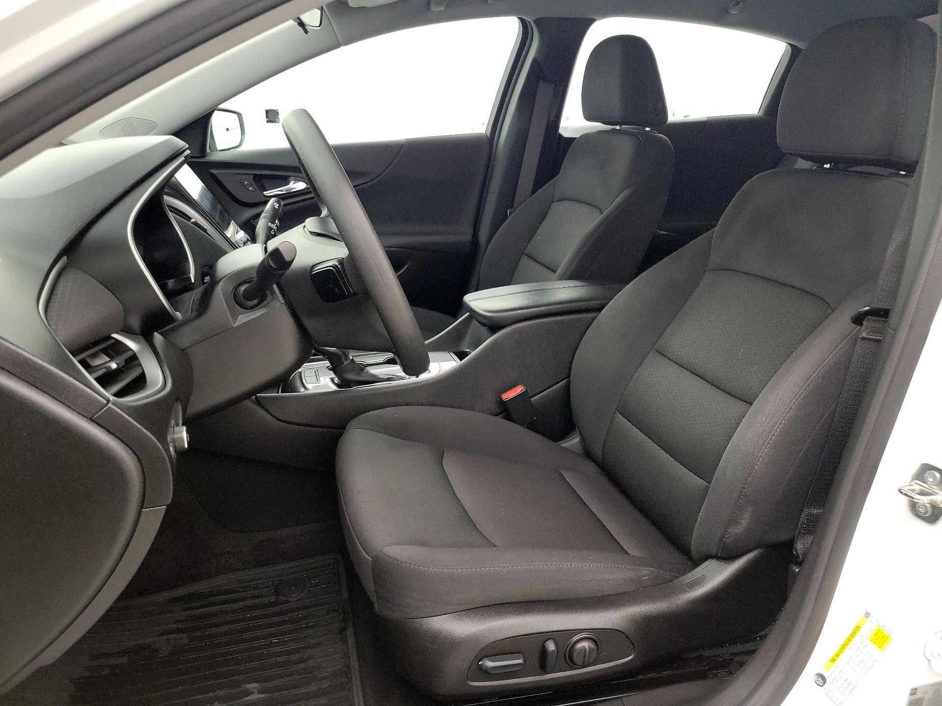 Thumbnail: 2023 Chevrolet Malibu - 11