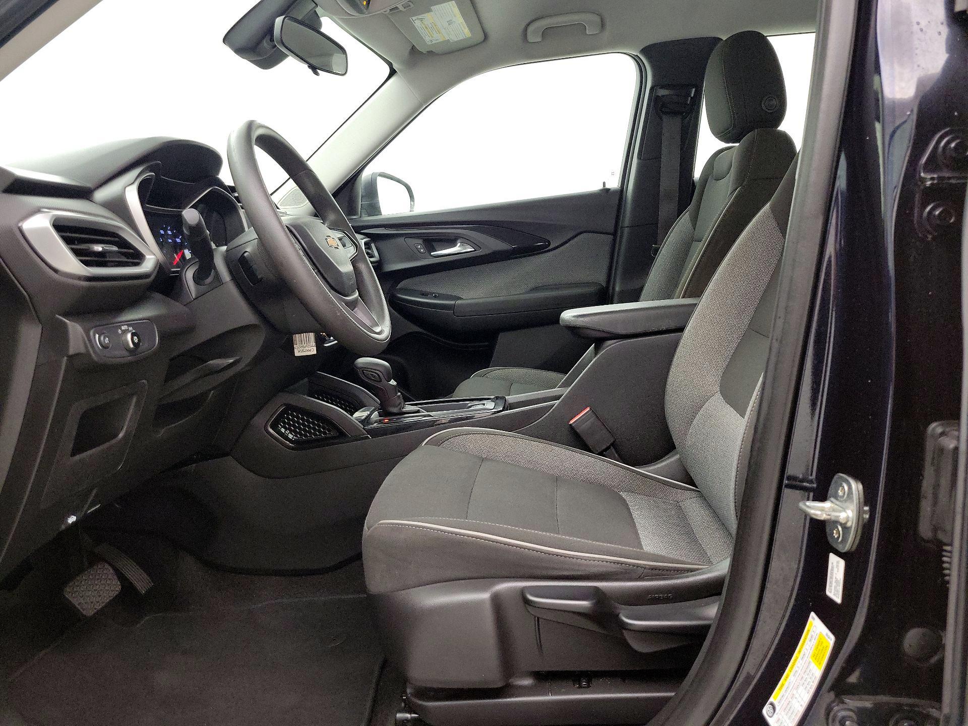 Thumbnail: 2021 Chevrolet TrailBlazer - 11