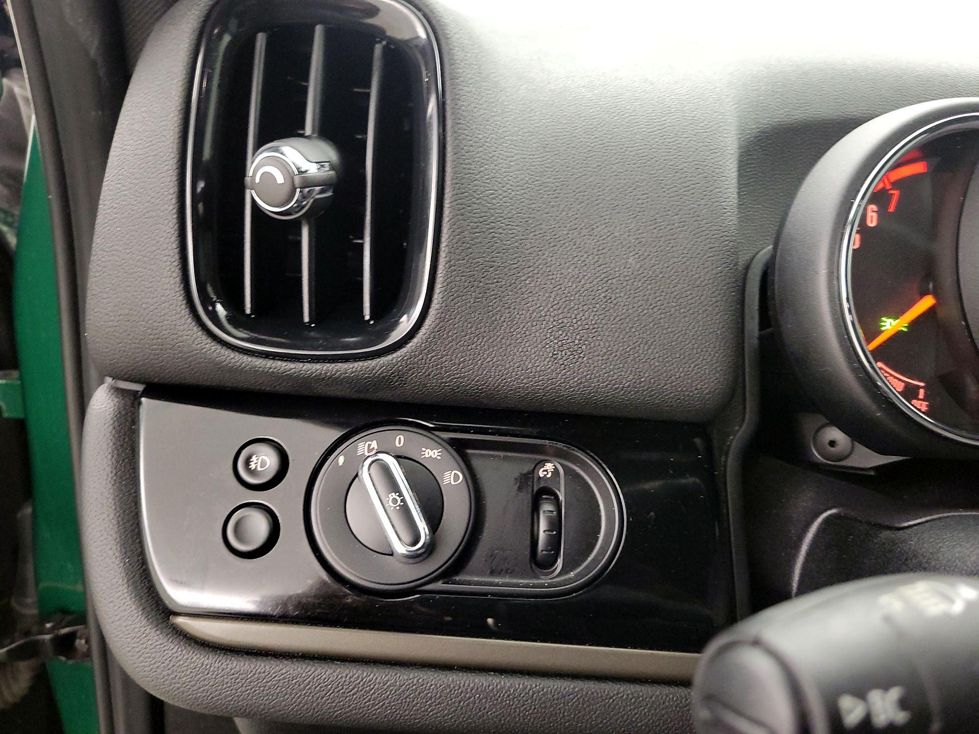 Thumbnail: 2020 MINI Cooper Countryman - 13
