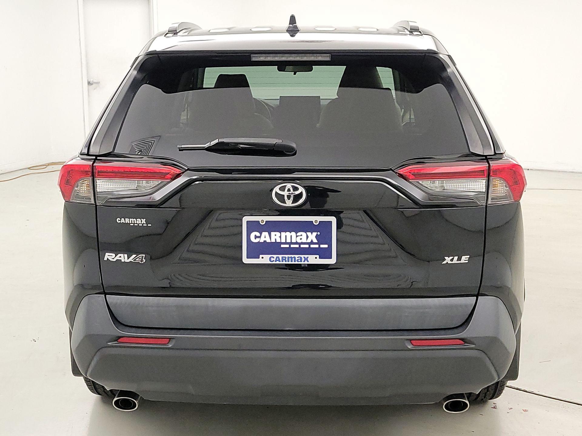 Thumbnail: 2021 Toyota RAV4 - 6
