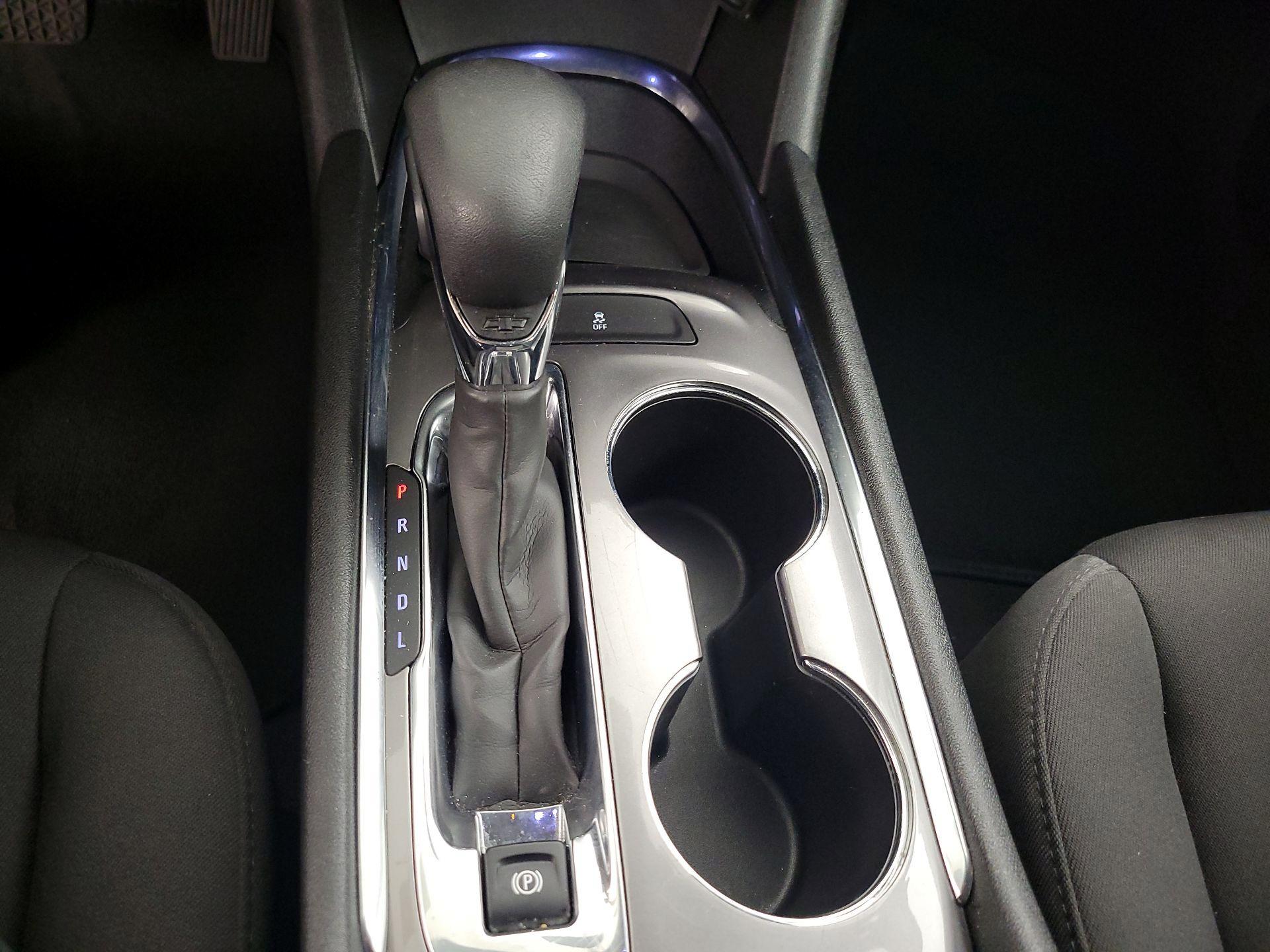 Thumbnail: 2023 Chevrolet Malibu - 17