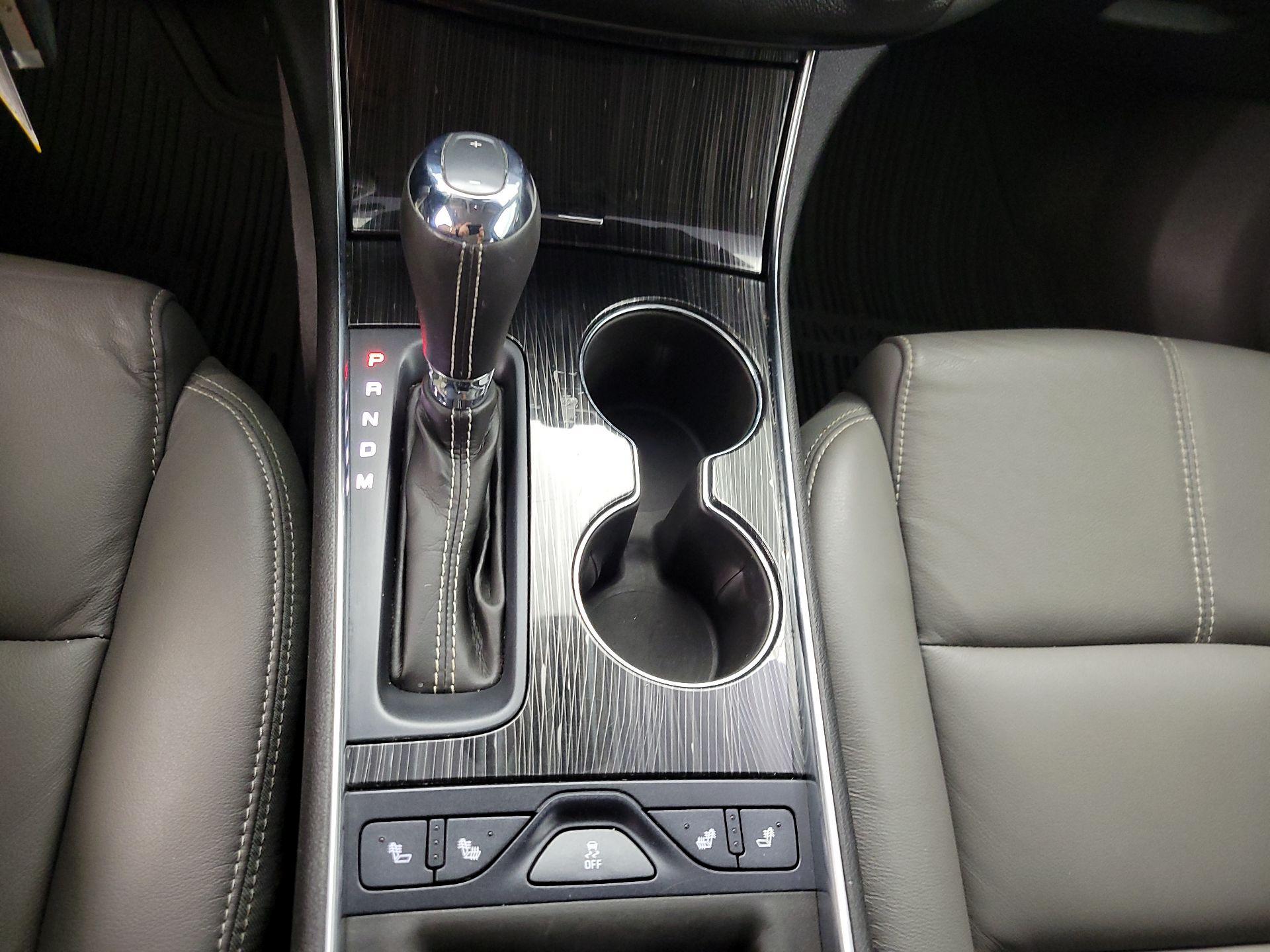 Thumbnail: 2016 Chevrolet Impala - 17