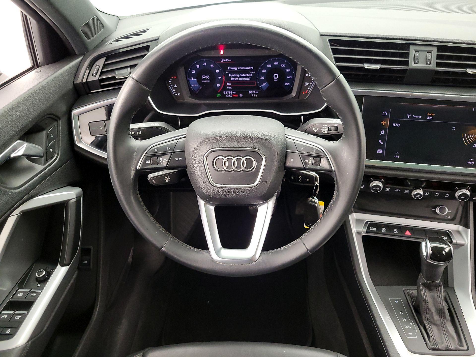 Thumbnail: 2020 Audi Q3 - 10