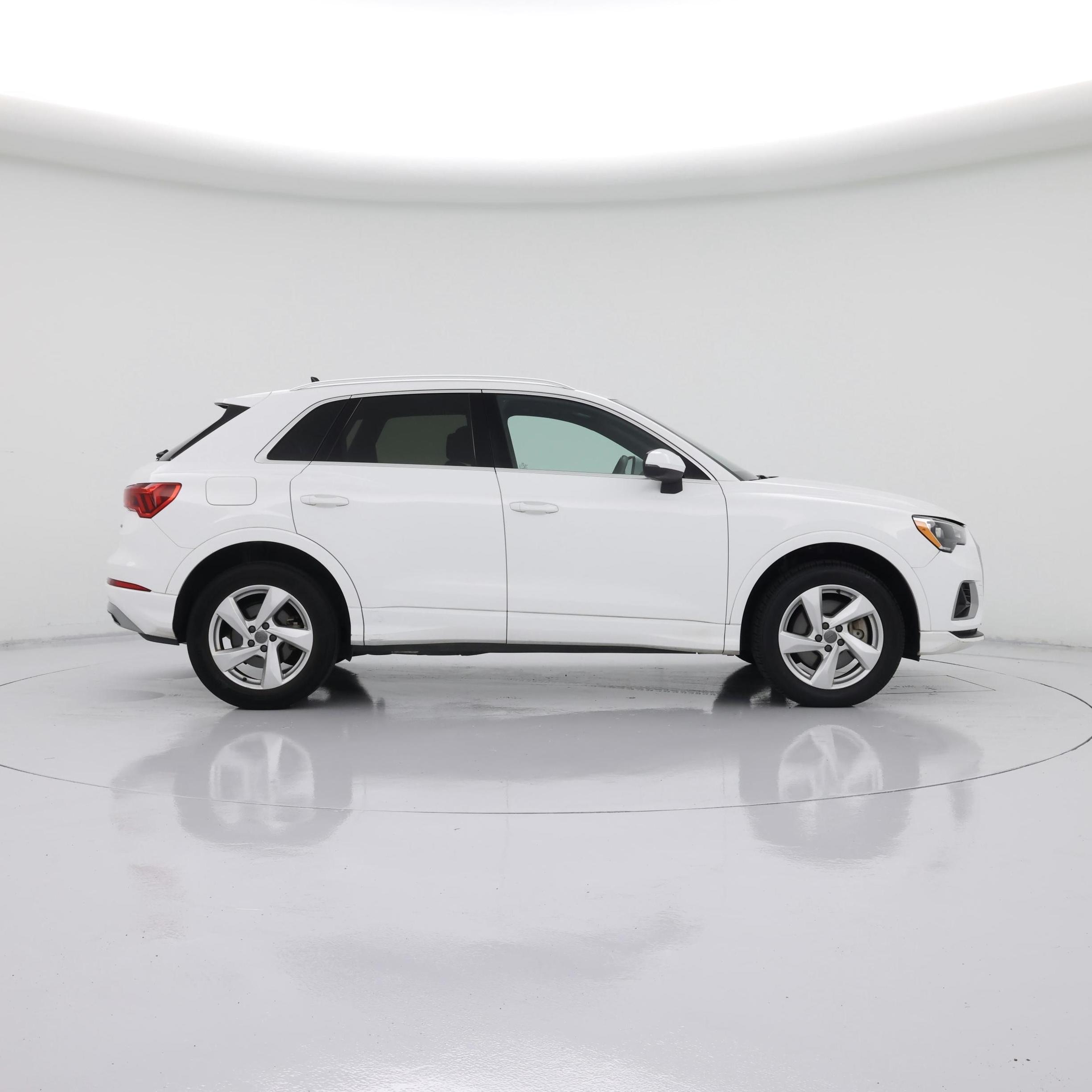 Thumbnail: 2020 Audi Q3 - 7