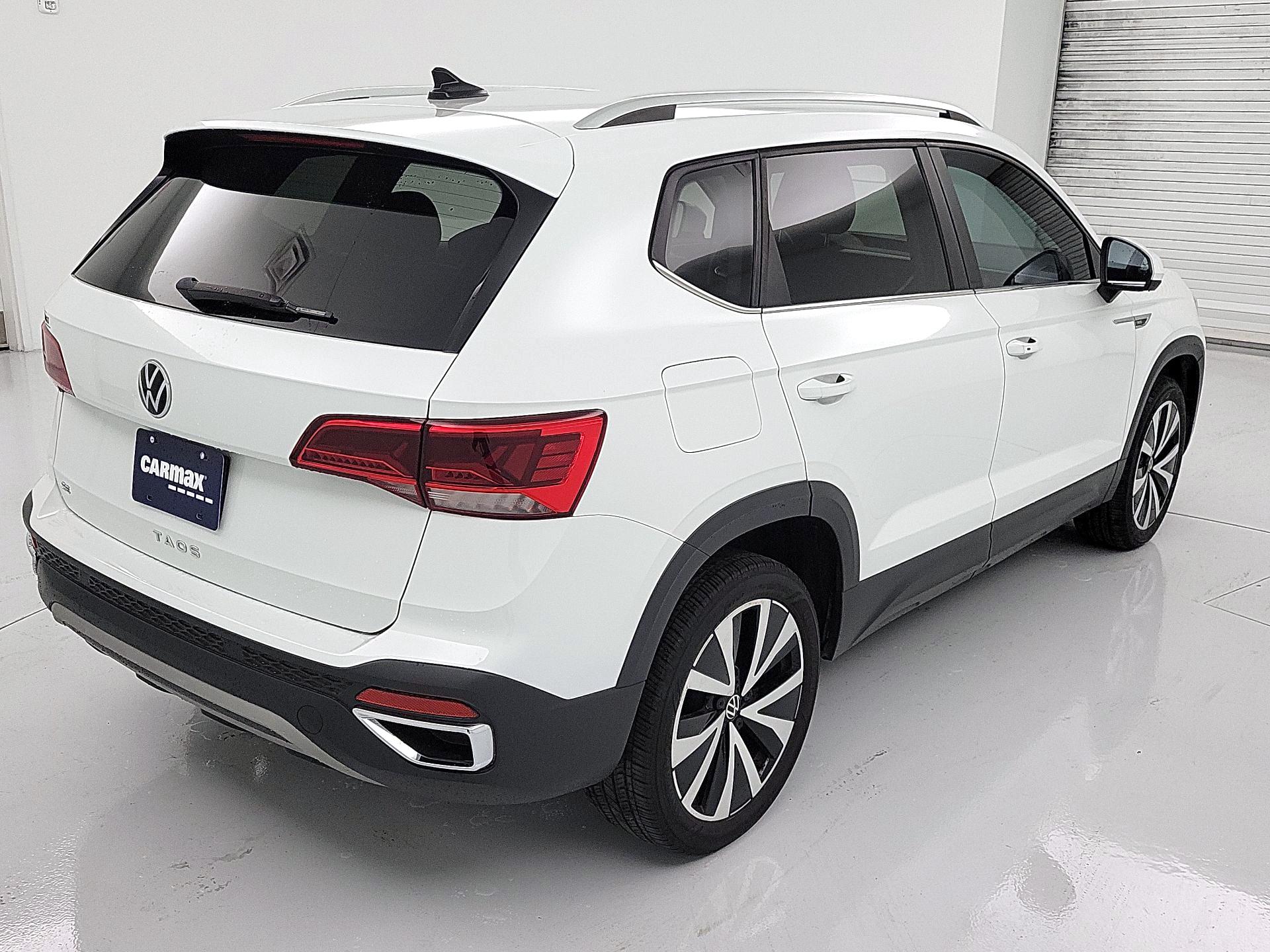 Thumbnail: 2022 Volkswagen Taos - 5