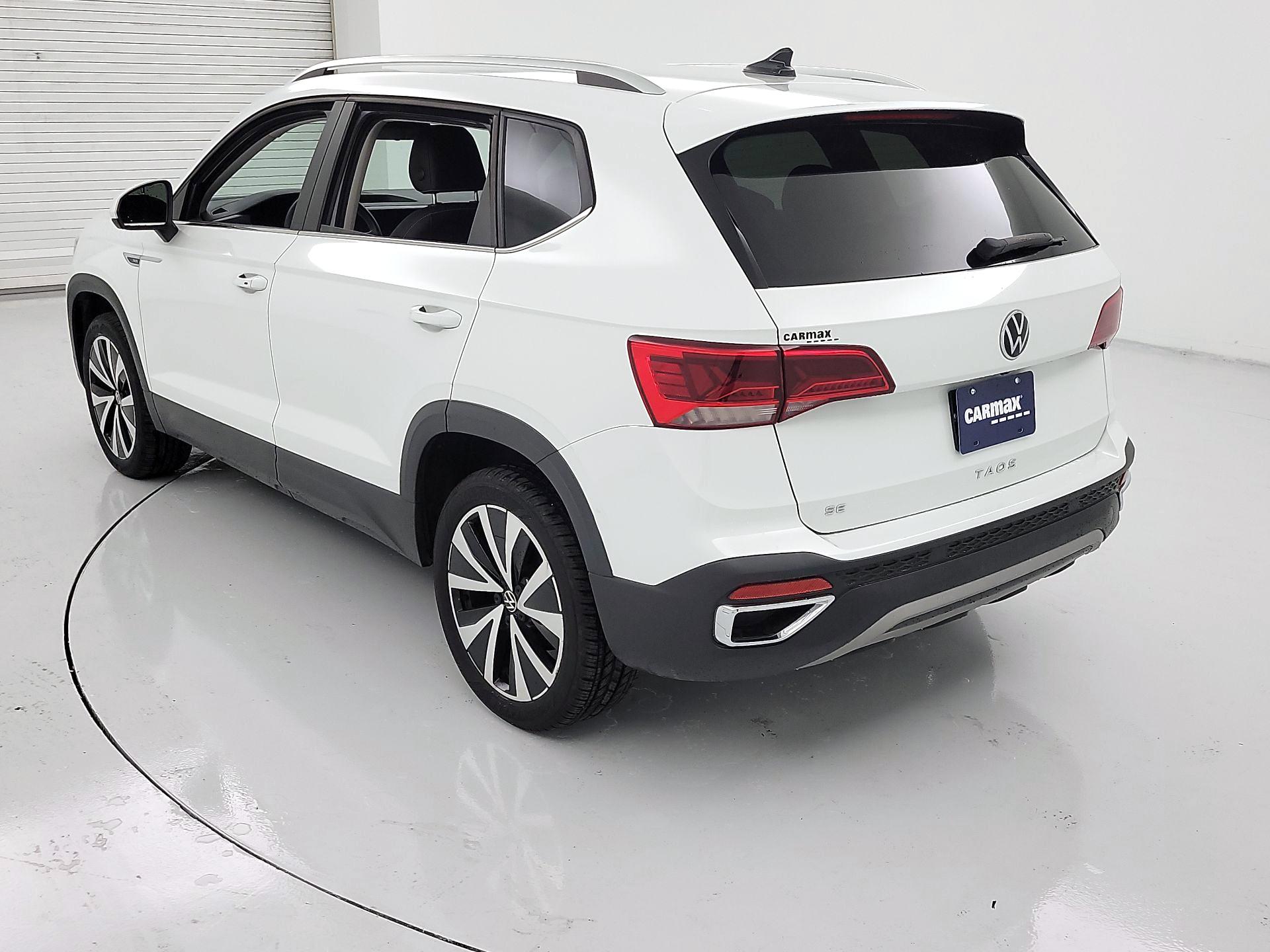 Thumbnail: 2022 Volkswagen Taos - 7