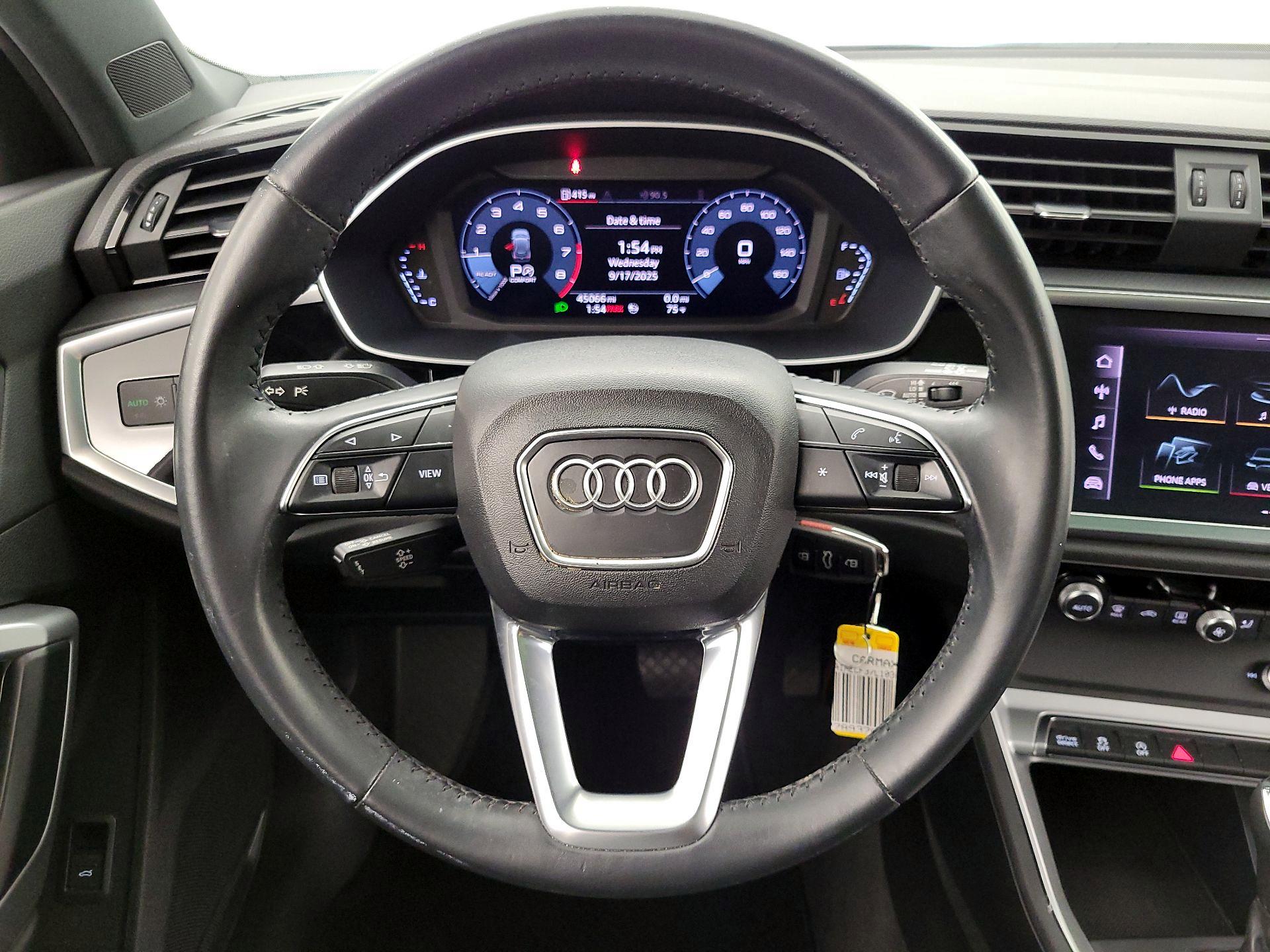 Thumbnail: 2020 Audi Q3 - 10