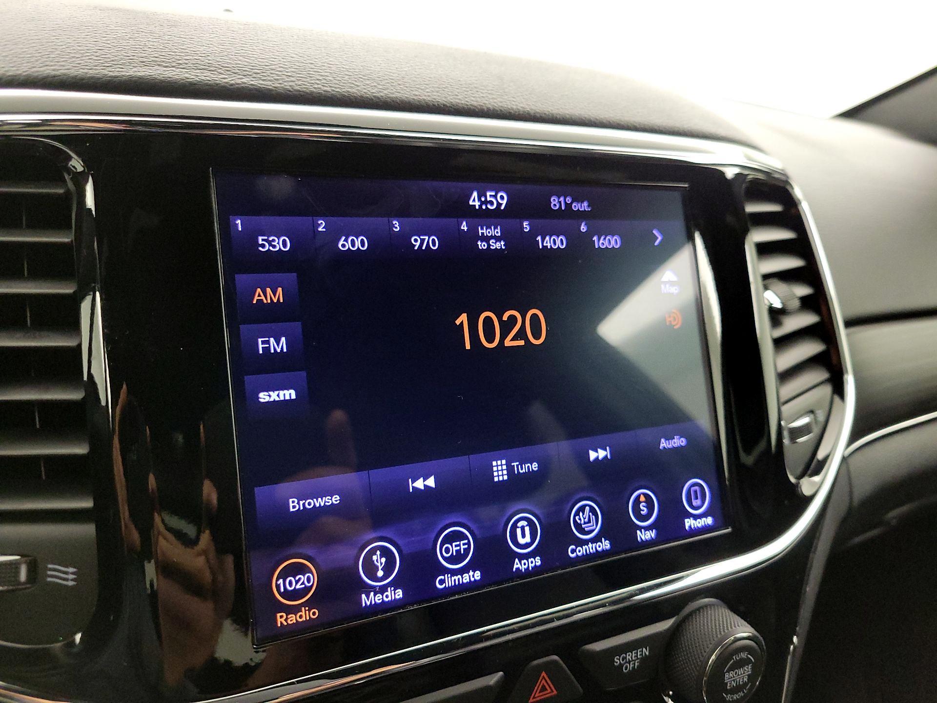 Thumbnail: 2019 Jeep Grand Cherokee - 14