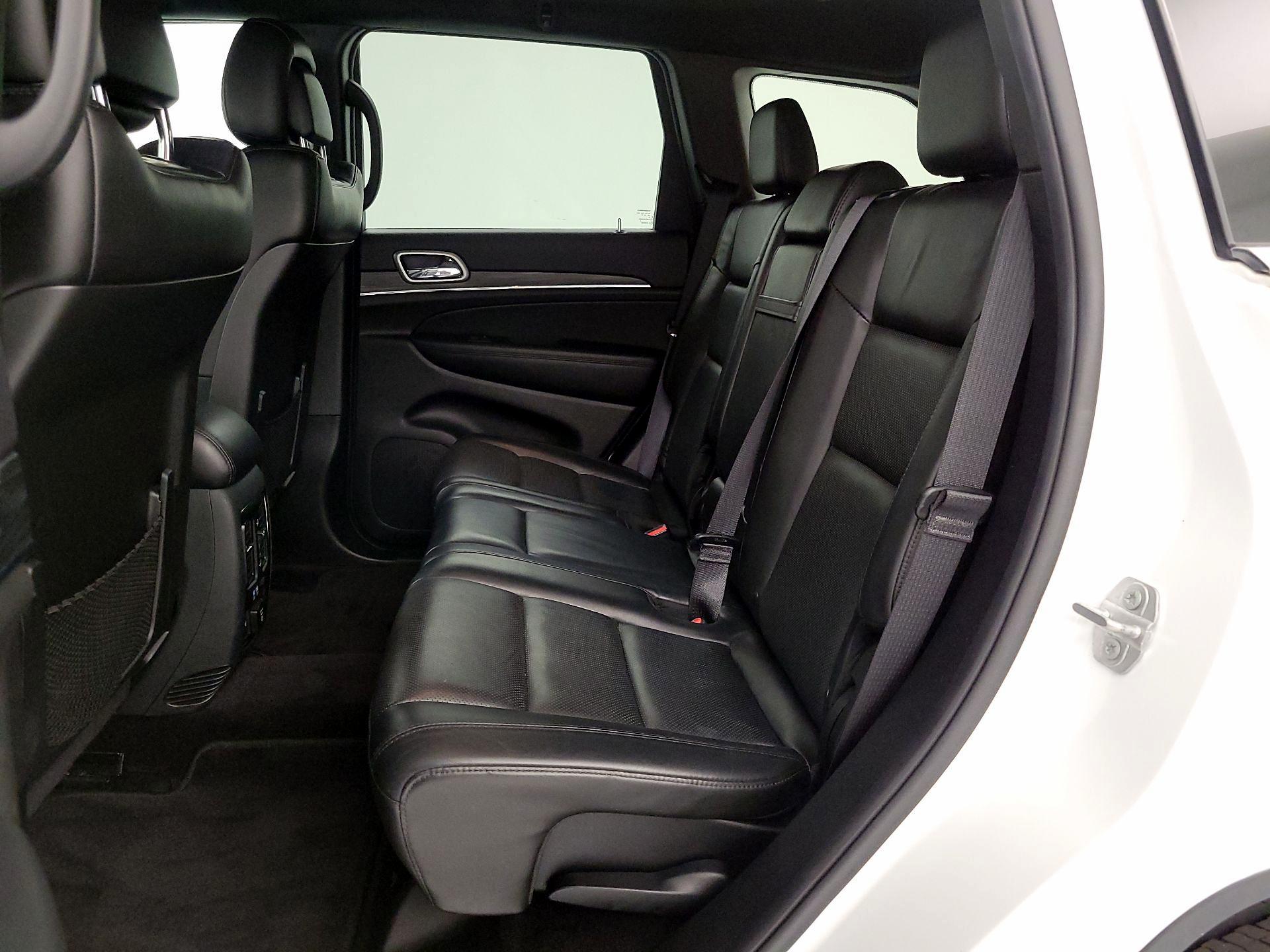 Thumbnail: 2019 Jeep Grand Cherokee - 19