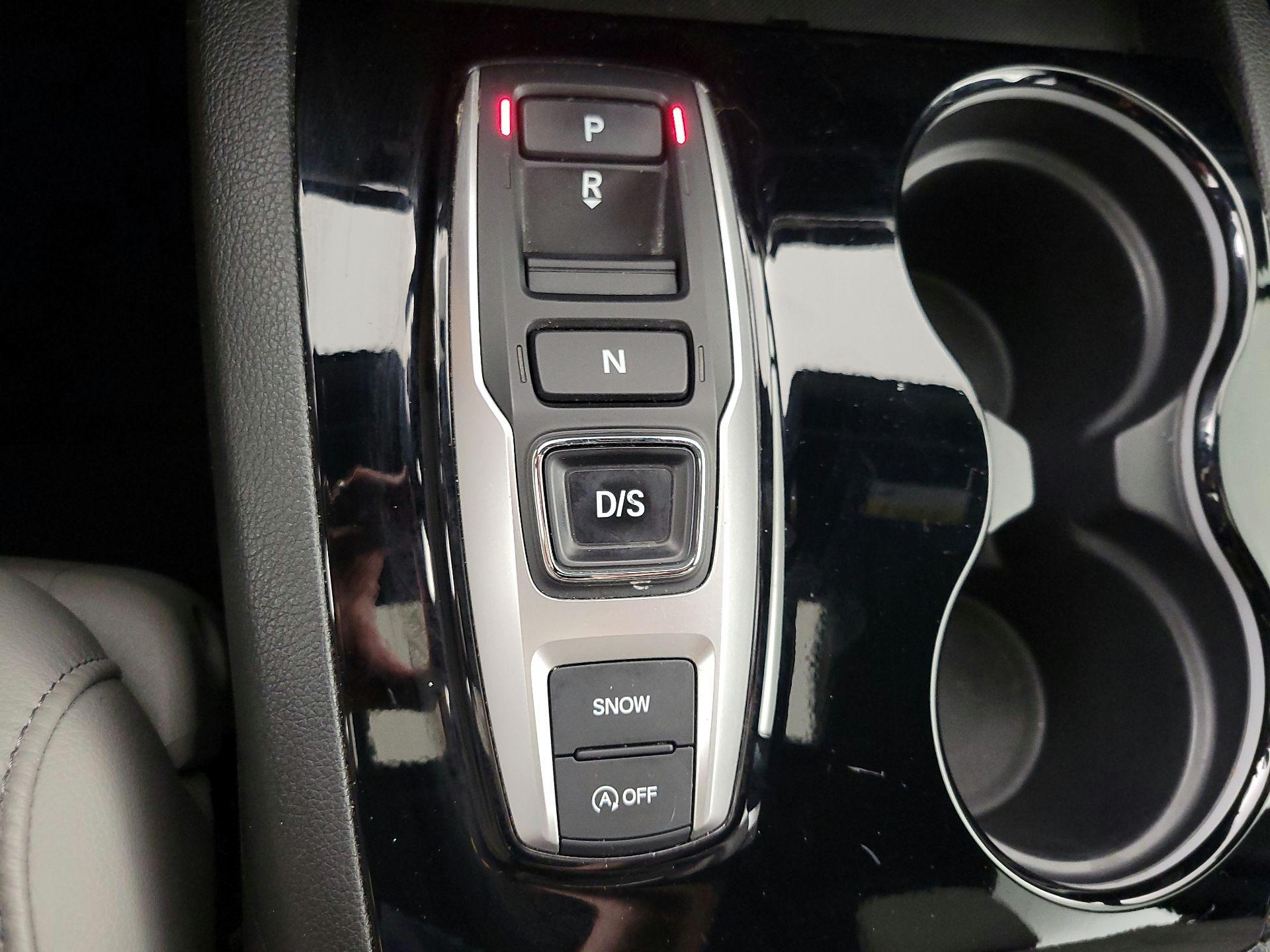 Thumbnail: 2019 Honda Passport - 16