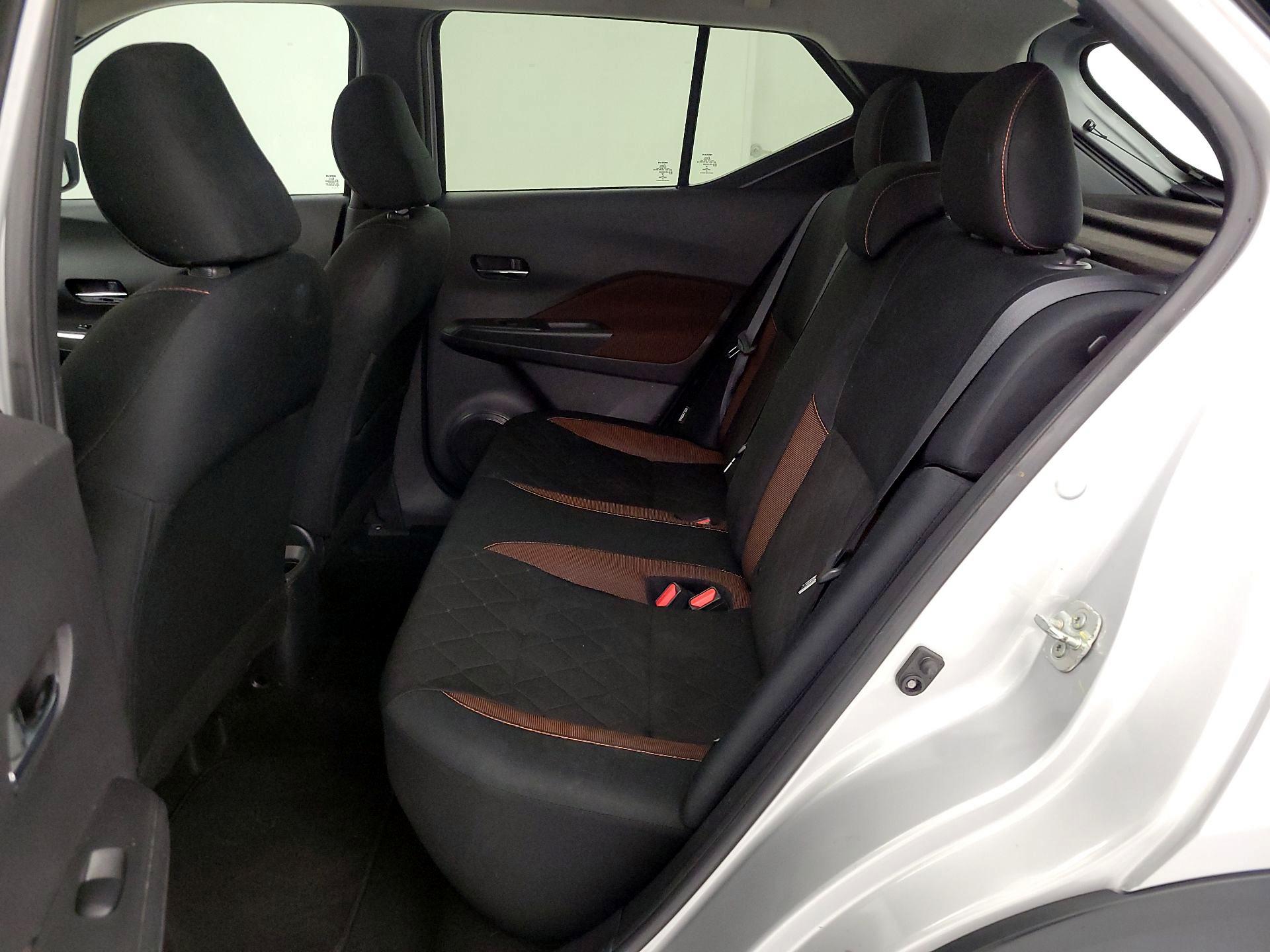 Thumbnail: 2020 Nissan Kicks - 18