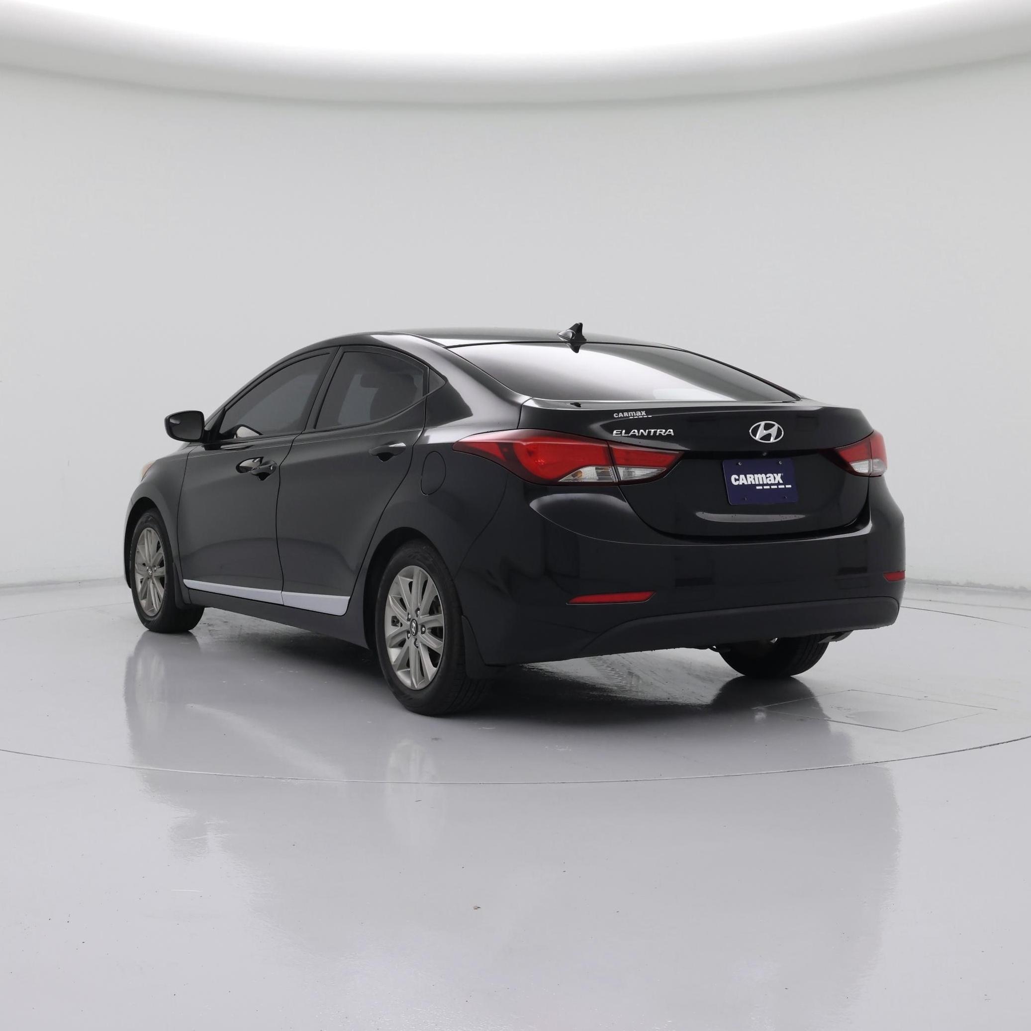 Thumbnail: 2015 Hyundai Elantra - 2