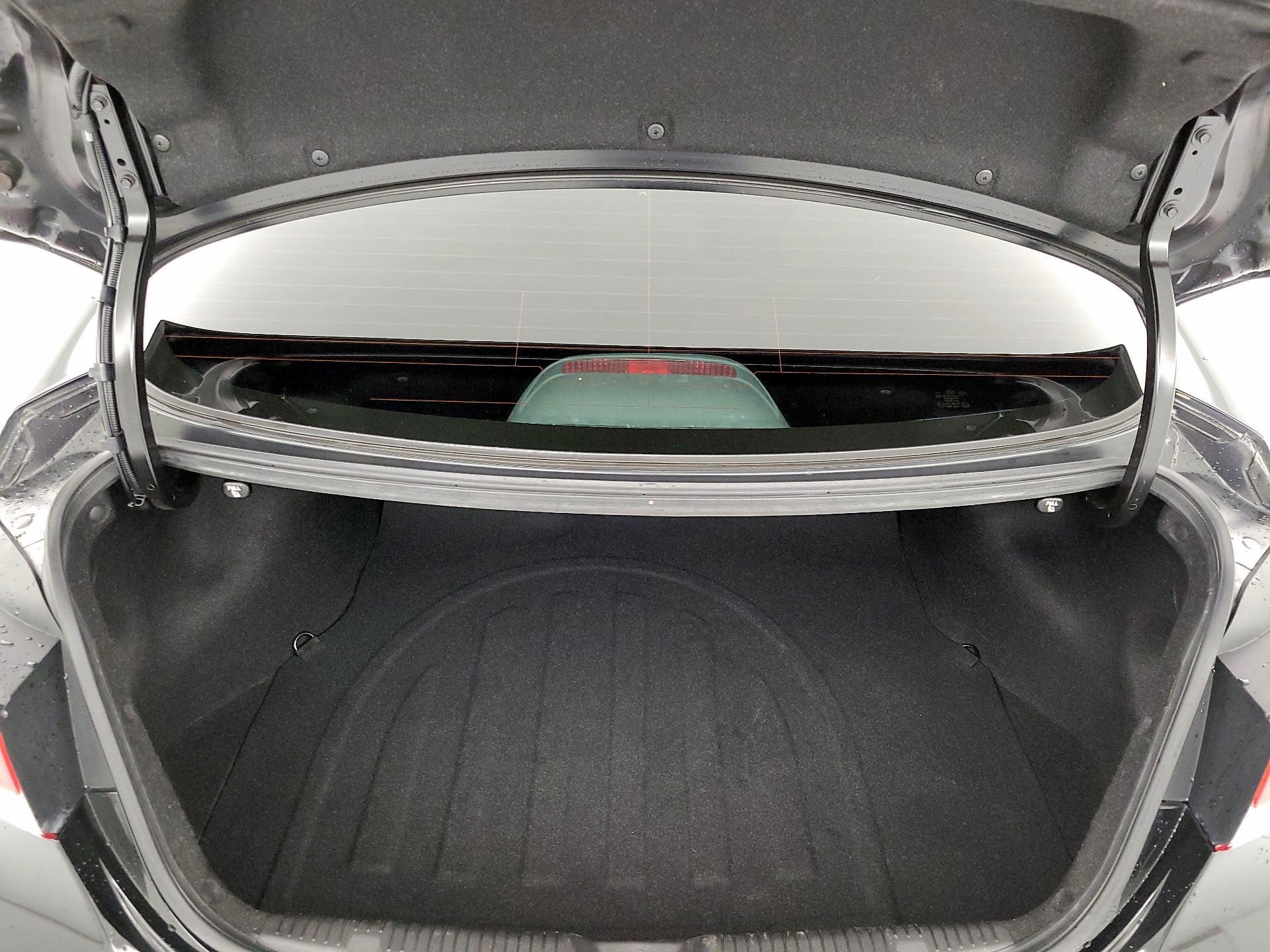 Thumbnail: 2015 Hyundai Elantra - 20