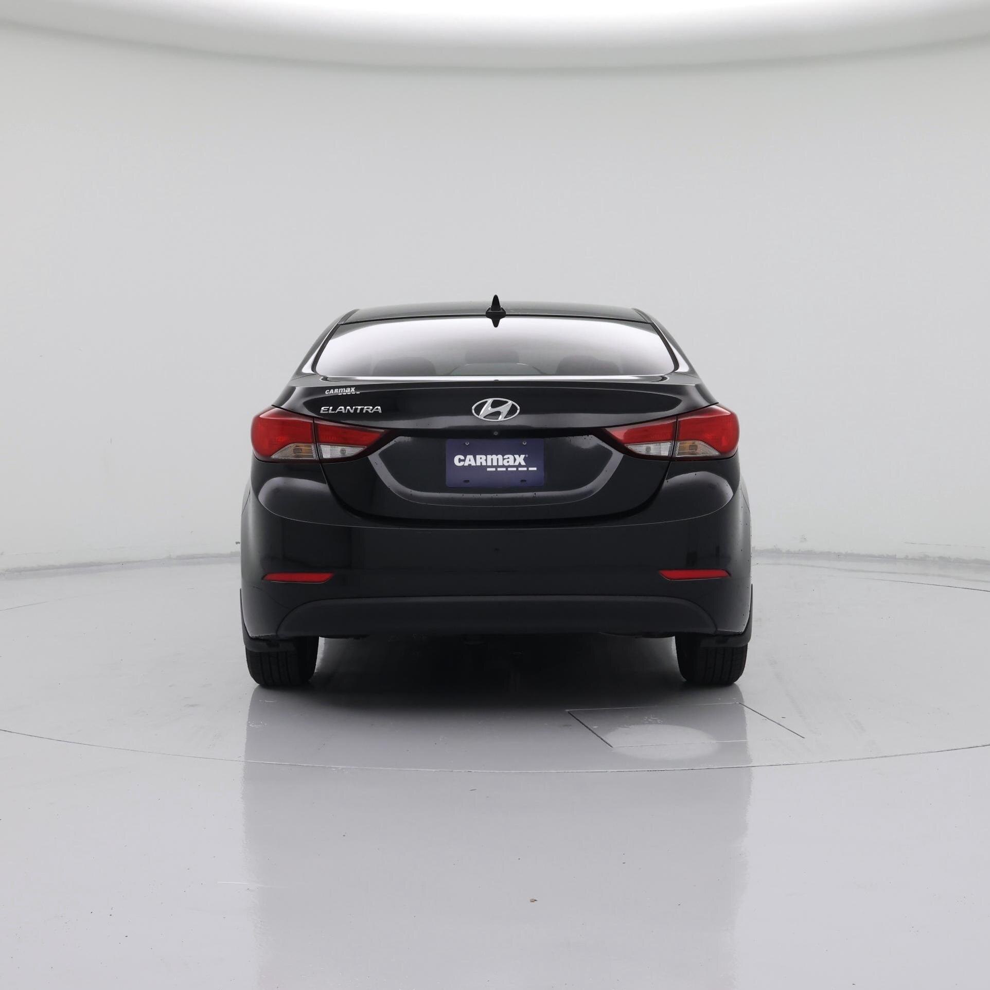 Thumbnail: 2015 Hyundai Elantra - 6