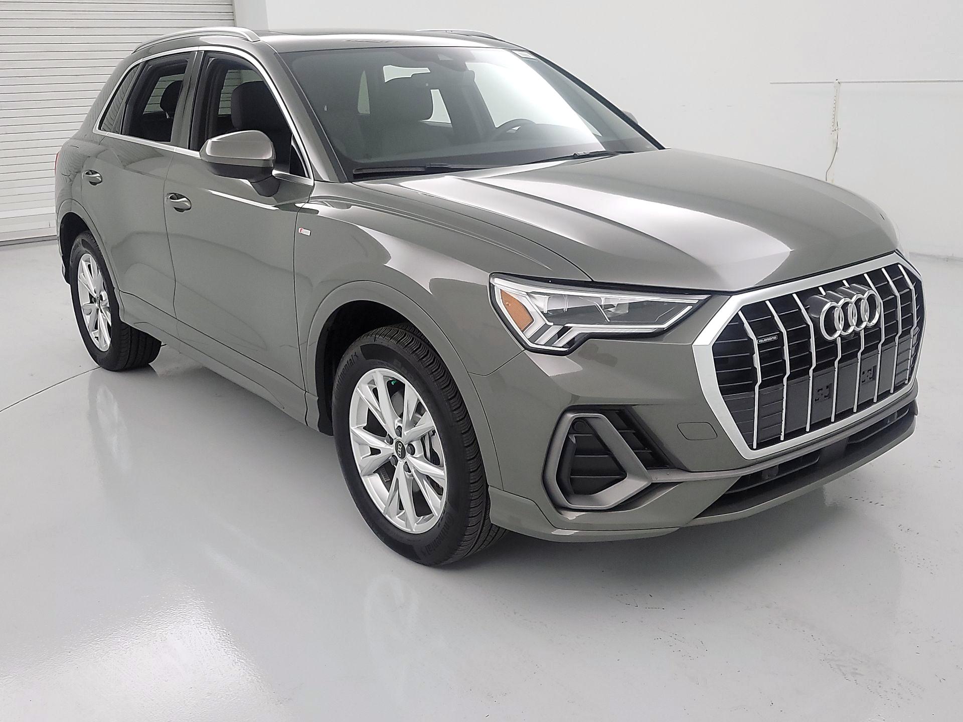 Thumbnail: 2024 Audi Q3 - 1