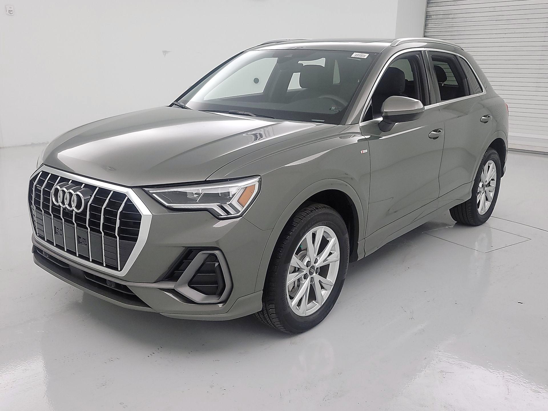 Thumbnail: 2024 Audi Q3 - 3
