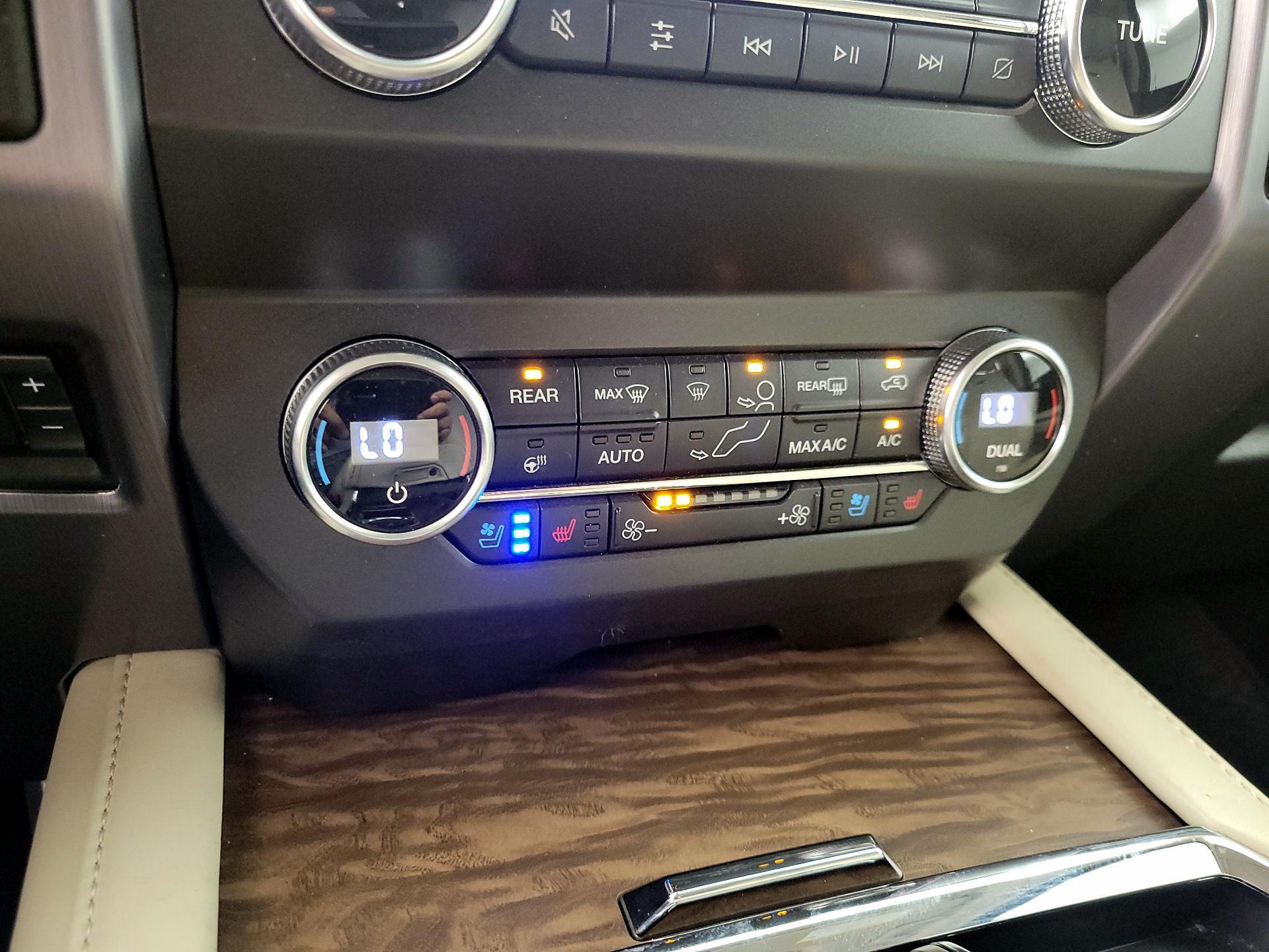 Thumbnail: 2020 Ford Expedition - 15