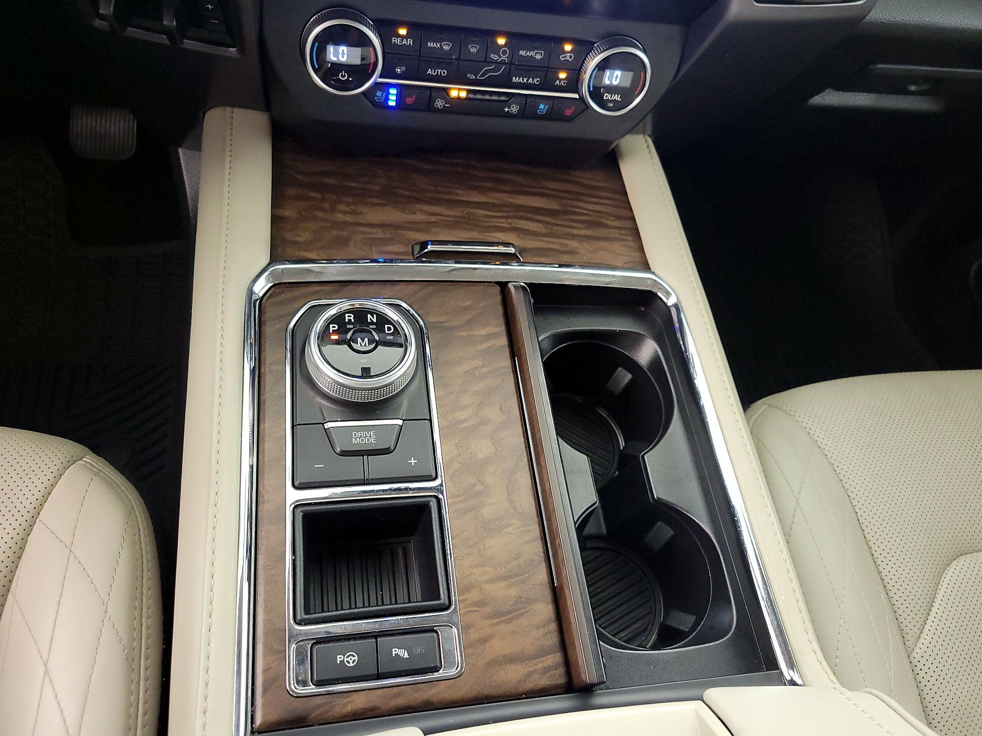 Thumbnail: 2020 Ford Expedition - 16