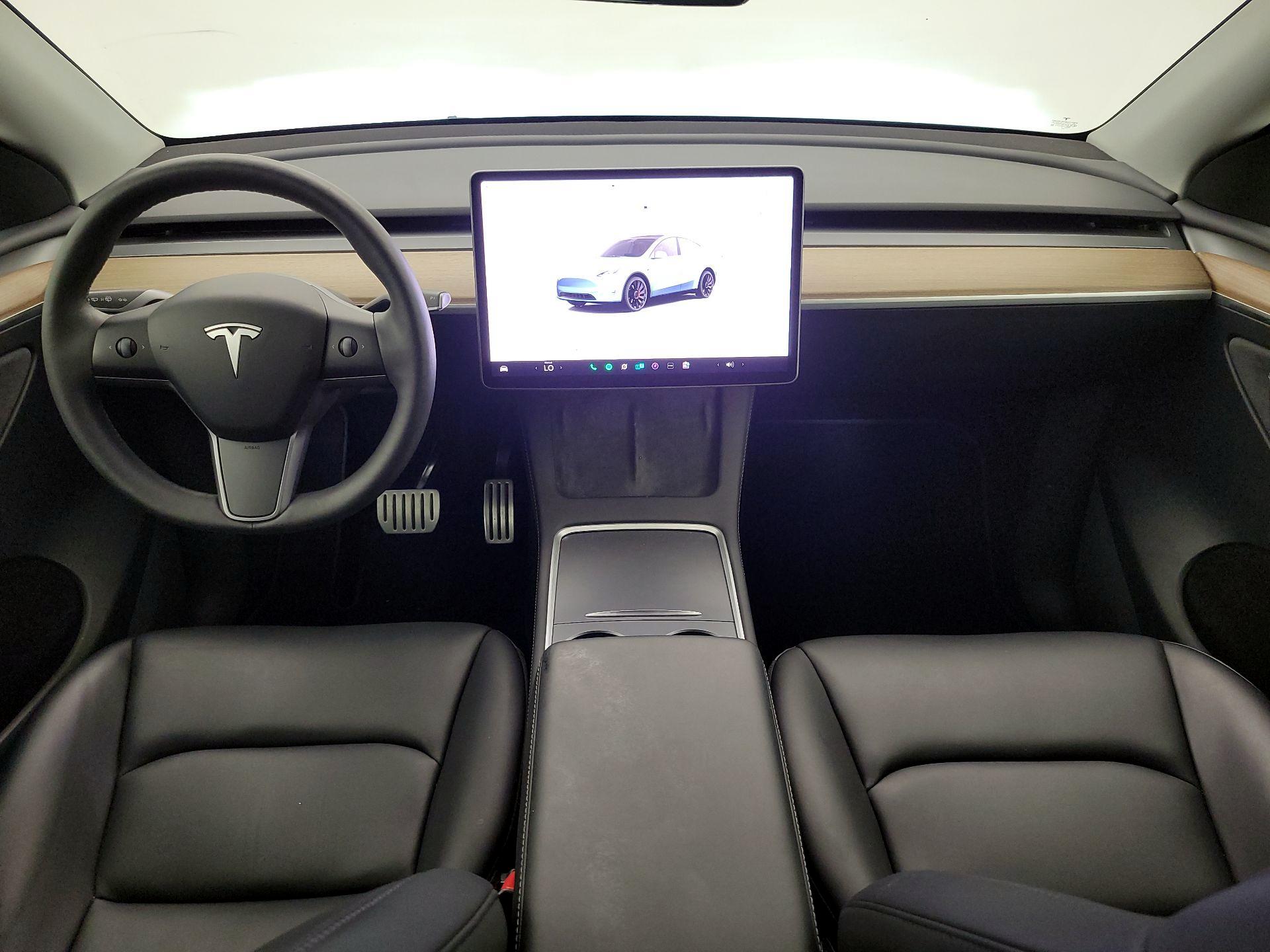 Thumbnail: 2023 Tesla Model Y - 9
