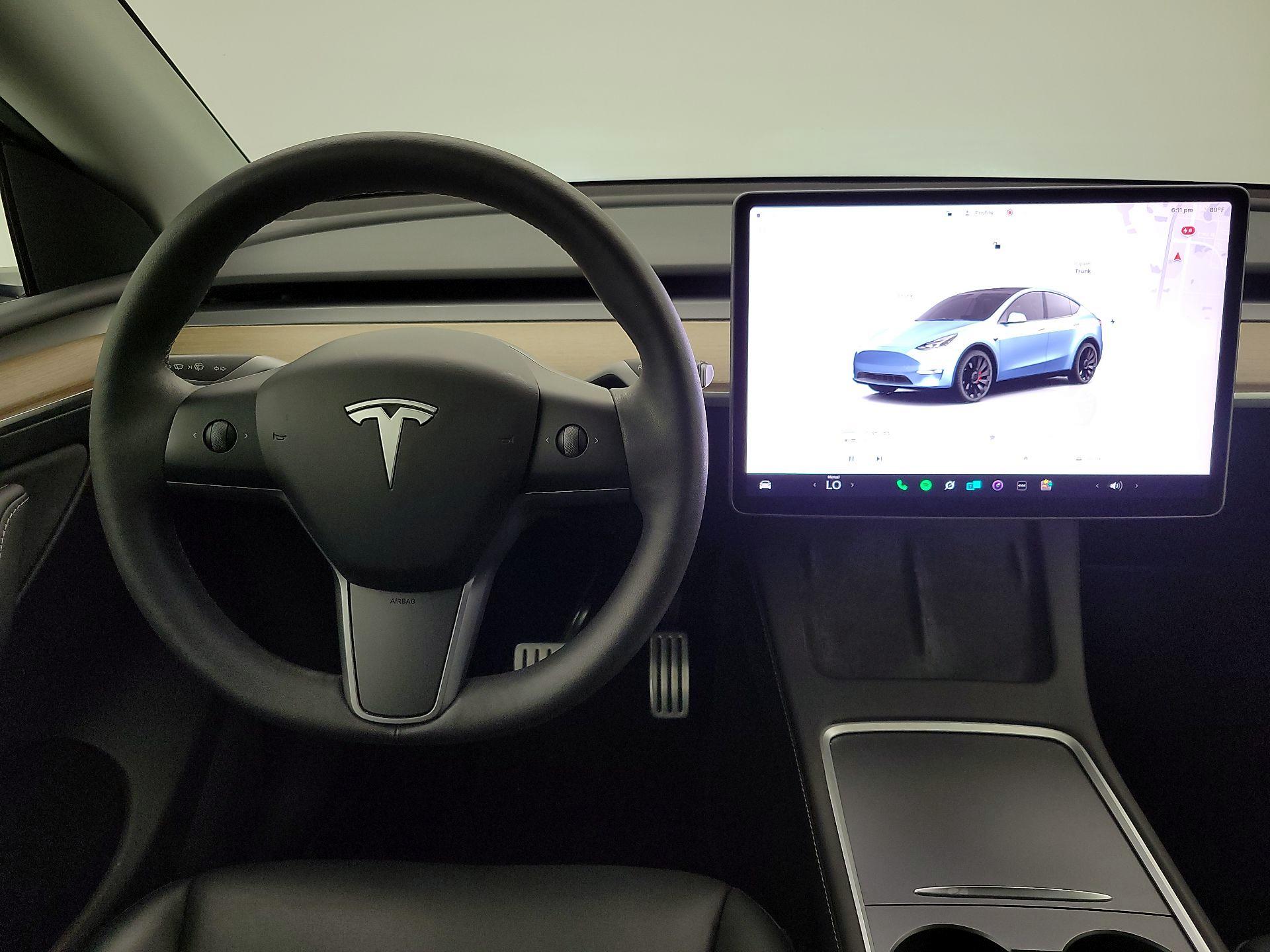 Thumbnail: 2023 Tesla Model Y - 10