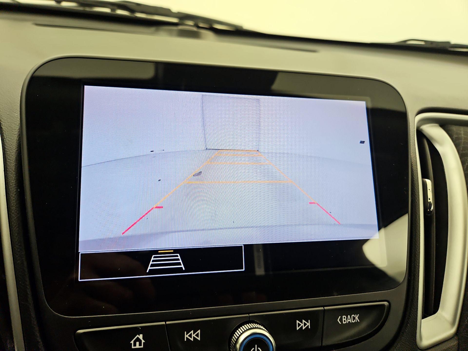 Thumbnail: 2023 Chevrolet Malibu - 14