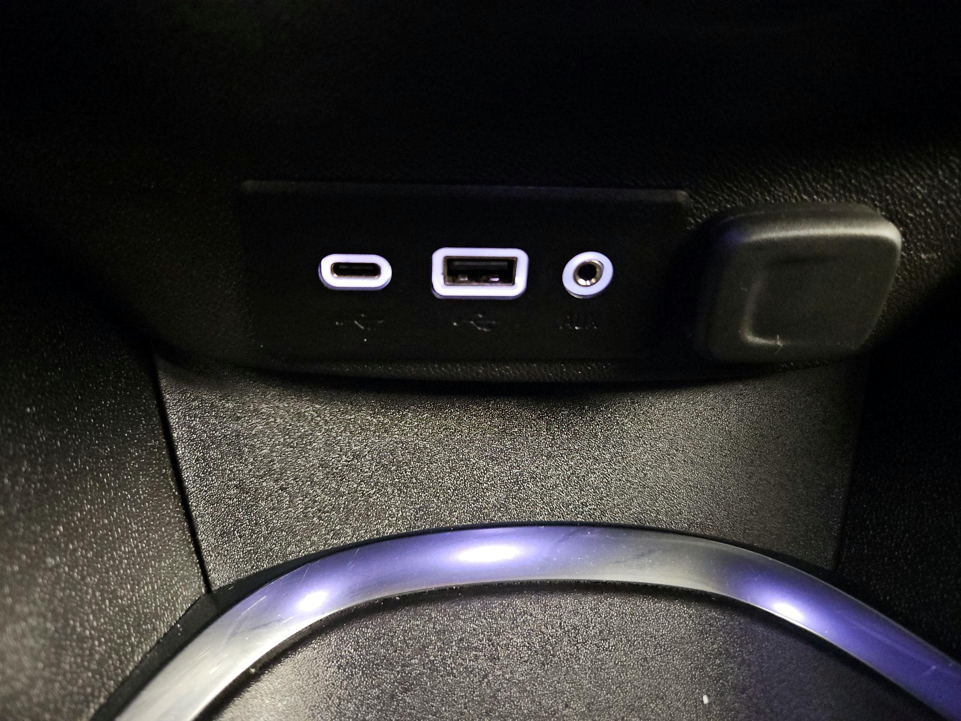 Thumbnail: 2023 Chevrolet Malibu - 18