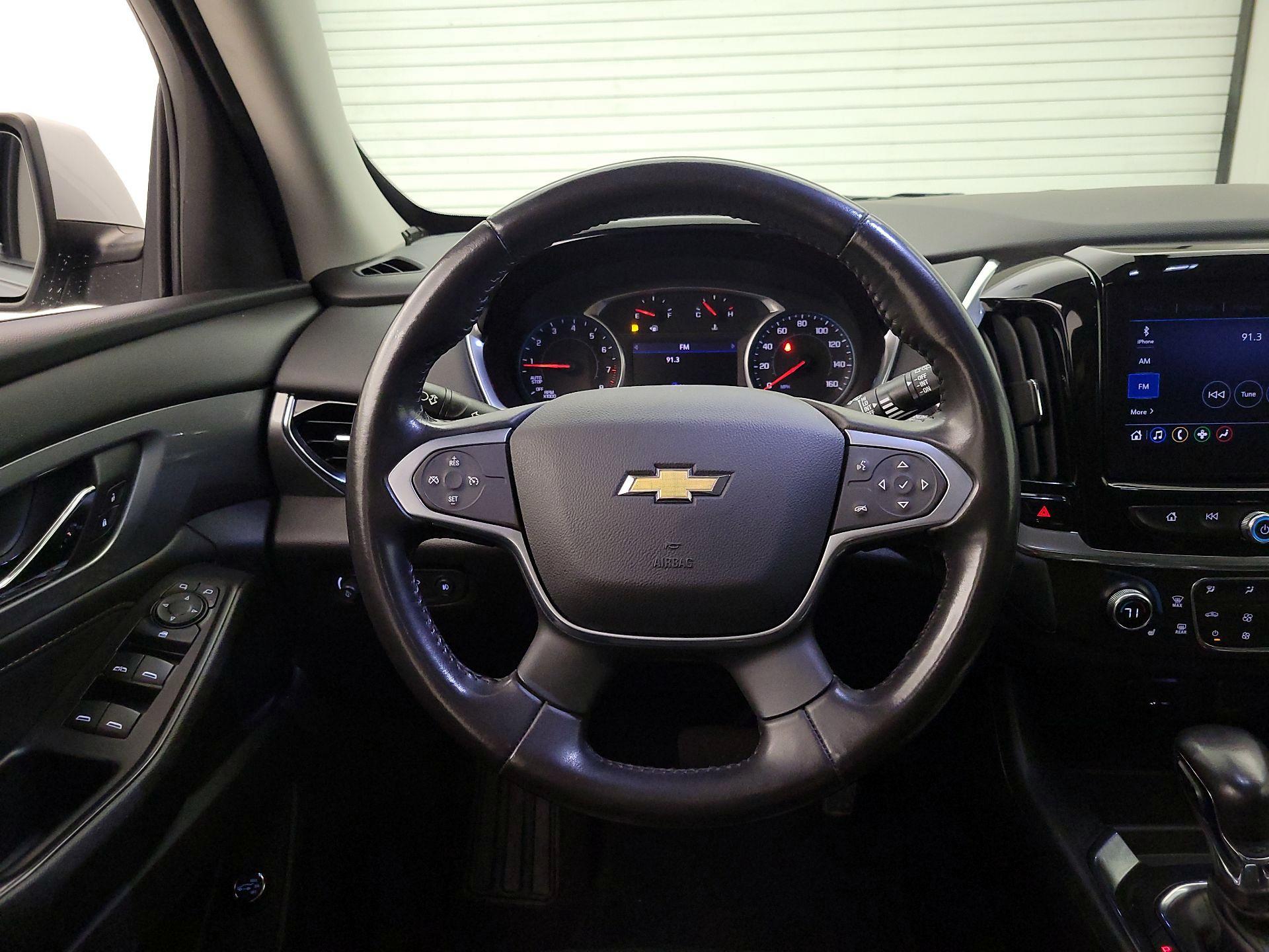 Thumbnail: 2021 Chevrolet Traverse - 10