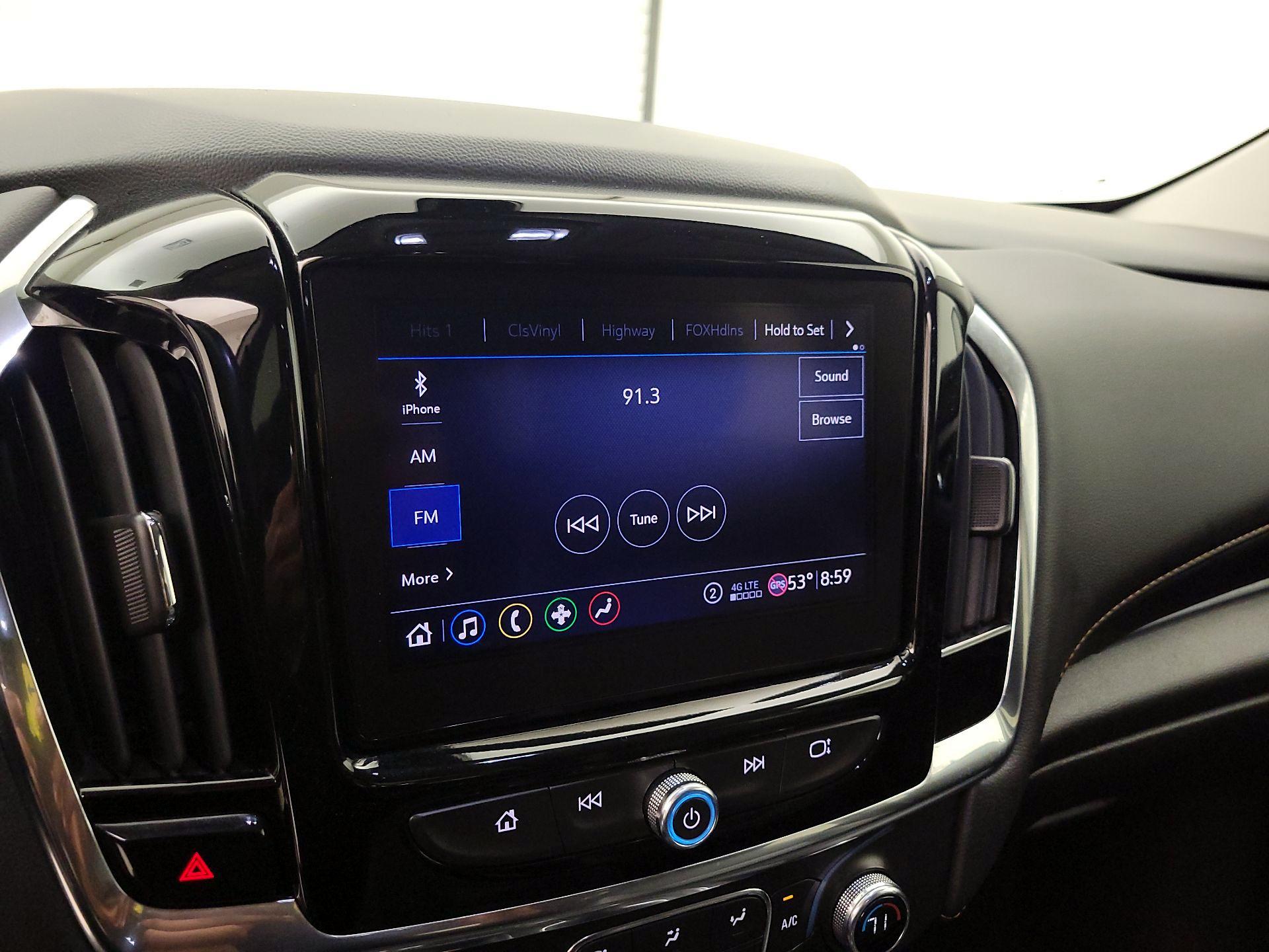 Thumbnail: 2021 Chevrolet Traverse - 15