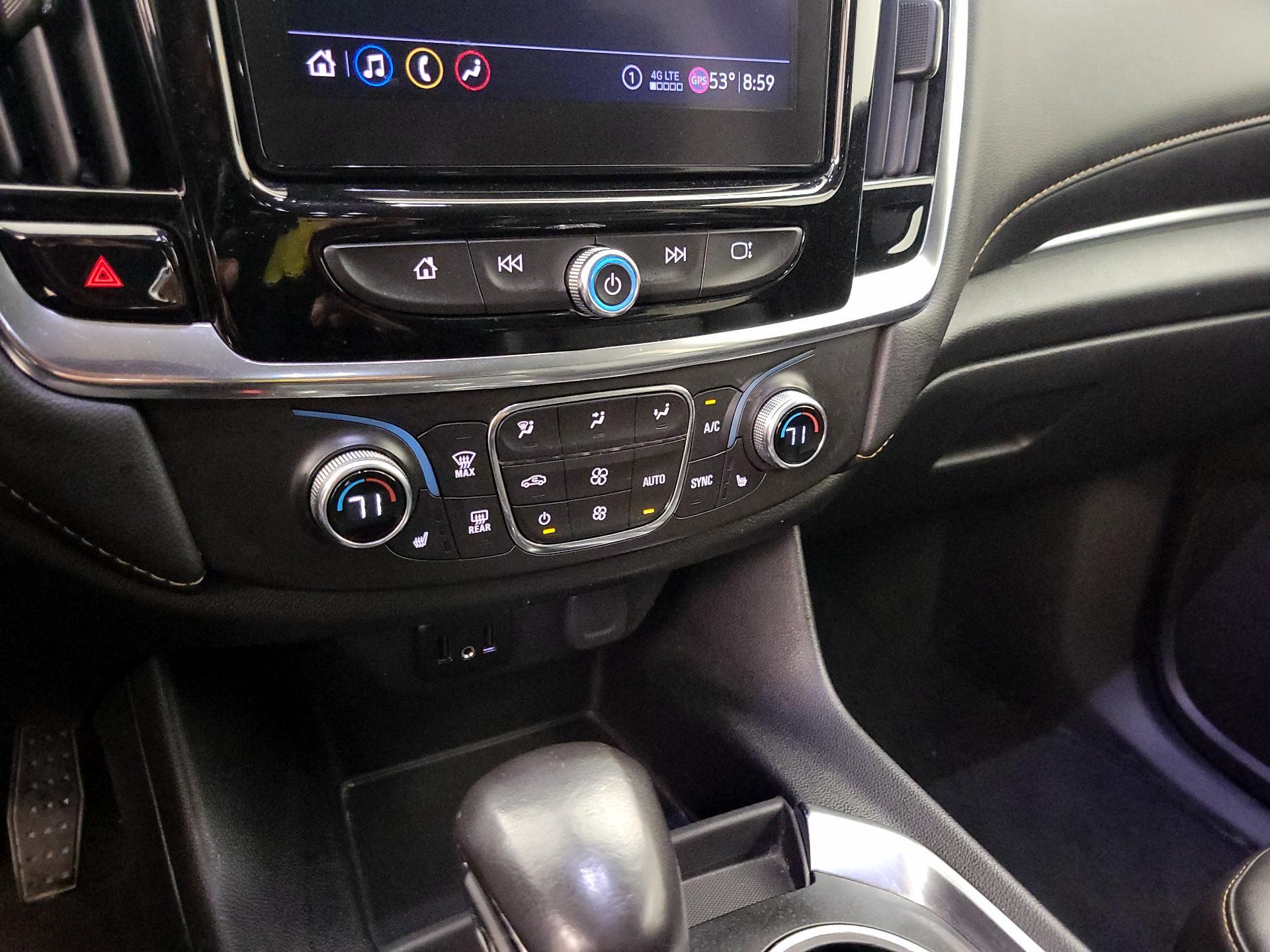 Thumbnail: 2021 Chevrolet Traverse - 16