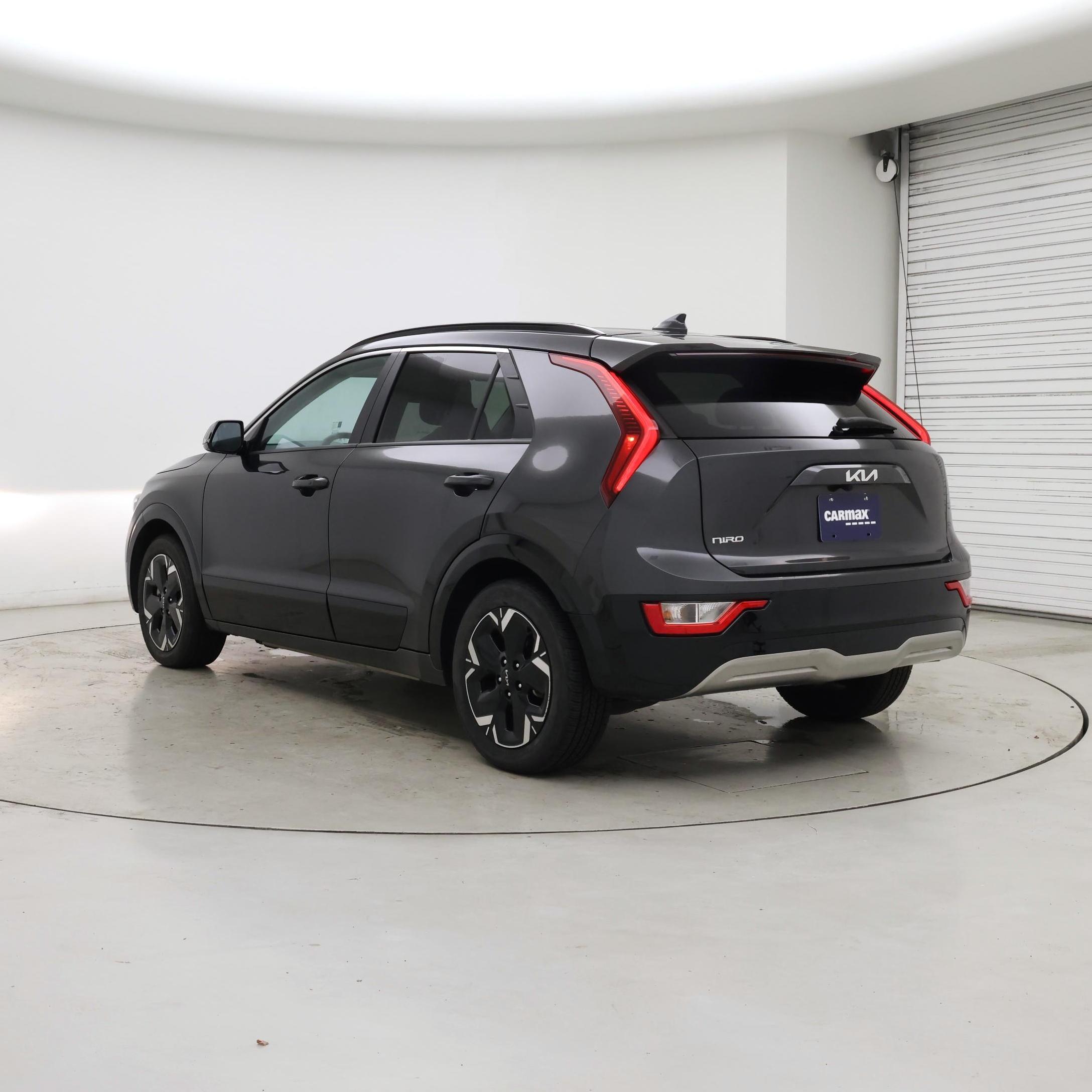 Thumbnail: 2023 Kia Niro - 2