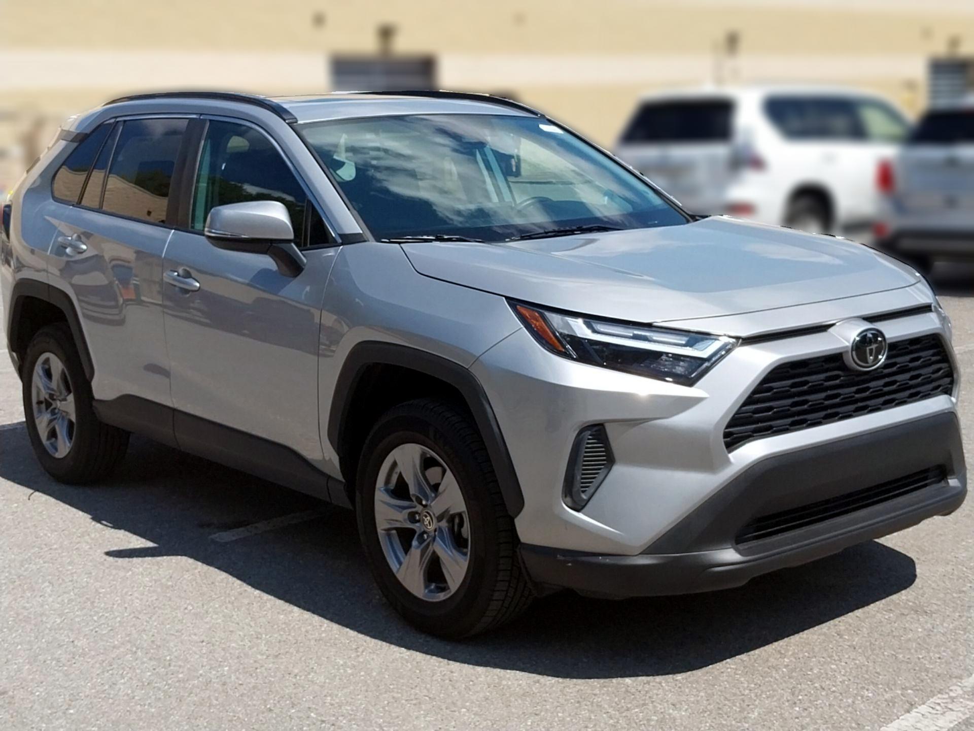 Thumbnail: 2022 Toyota RAV4 - 1