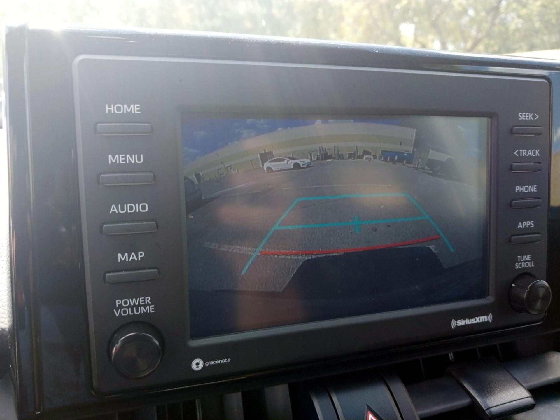 Thumbnail: 2022 Toyota RAV4 - 12