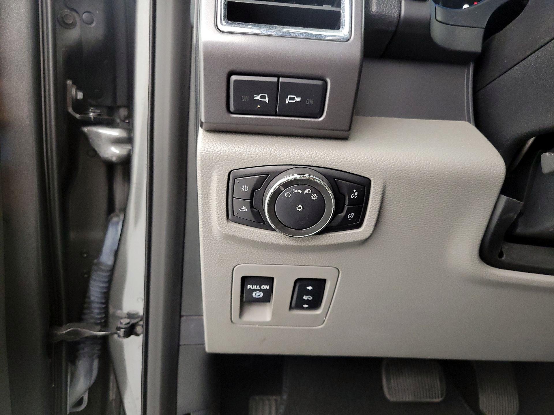 Thumbnail: 2016 Ford F-150 - 11