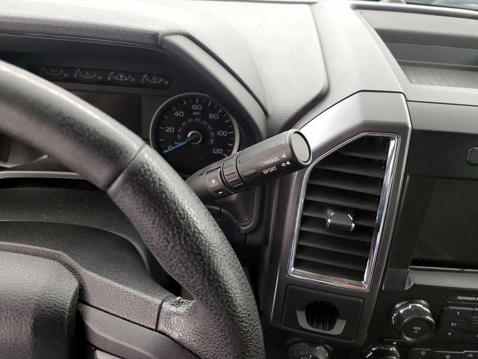 Thumbnail: 2016 Ford F-150 - 16