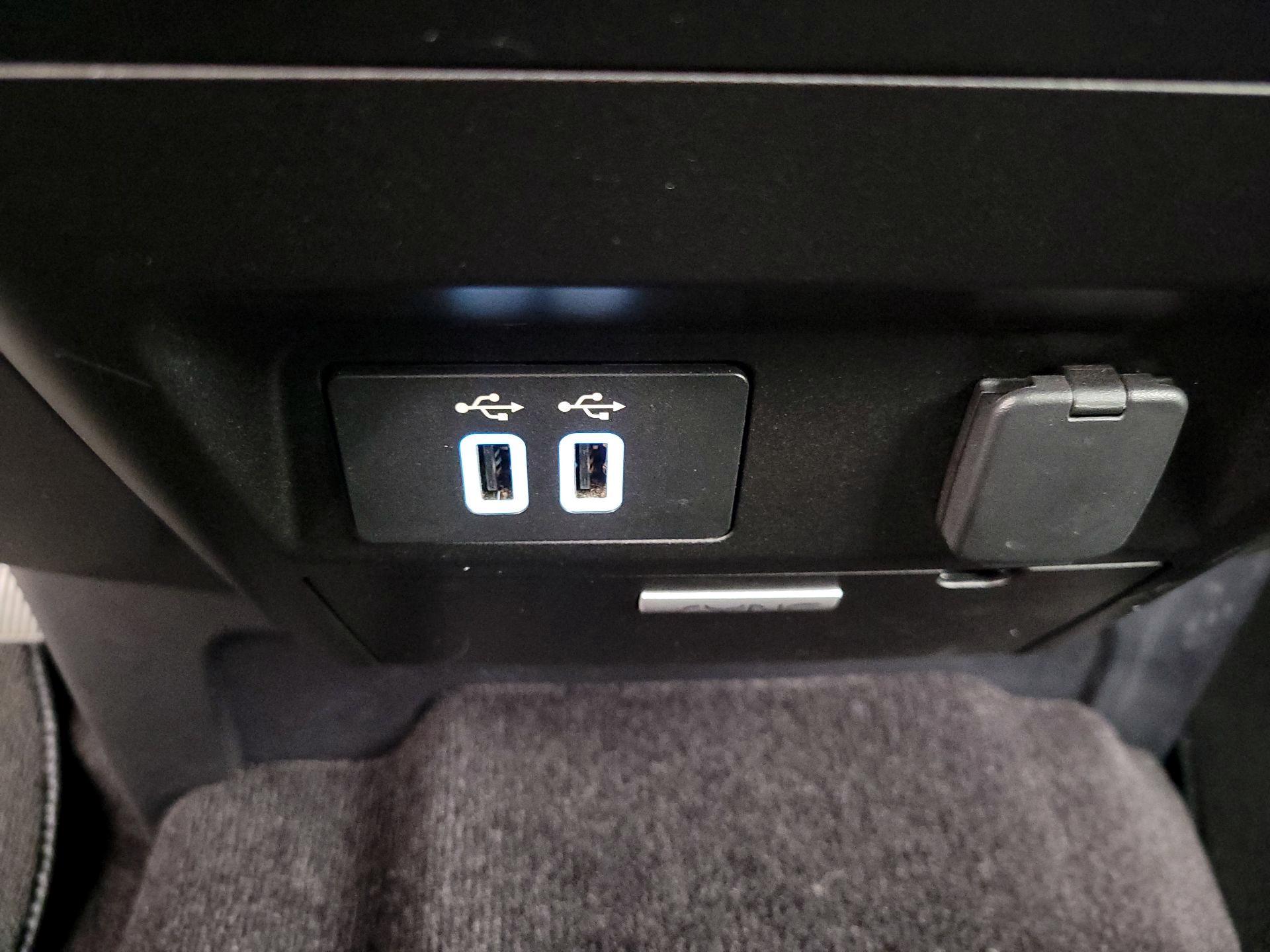 Thumbnail: 2016 Ford F-150 - 17