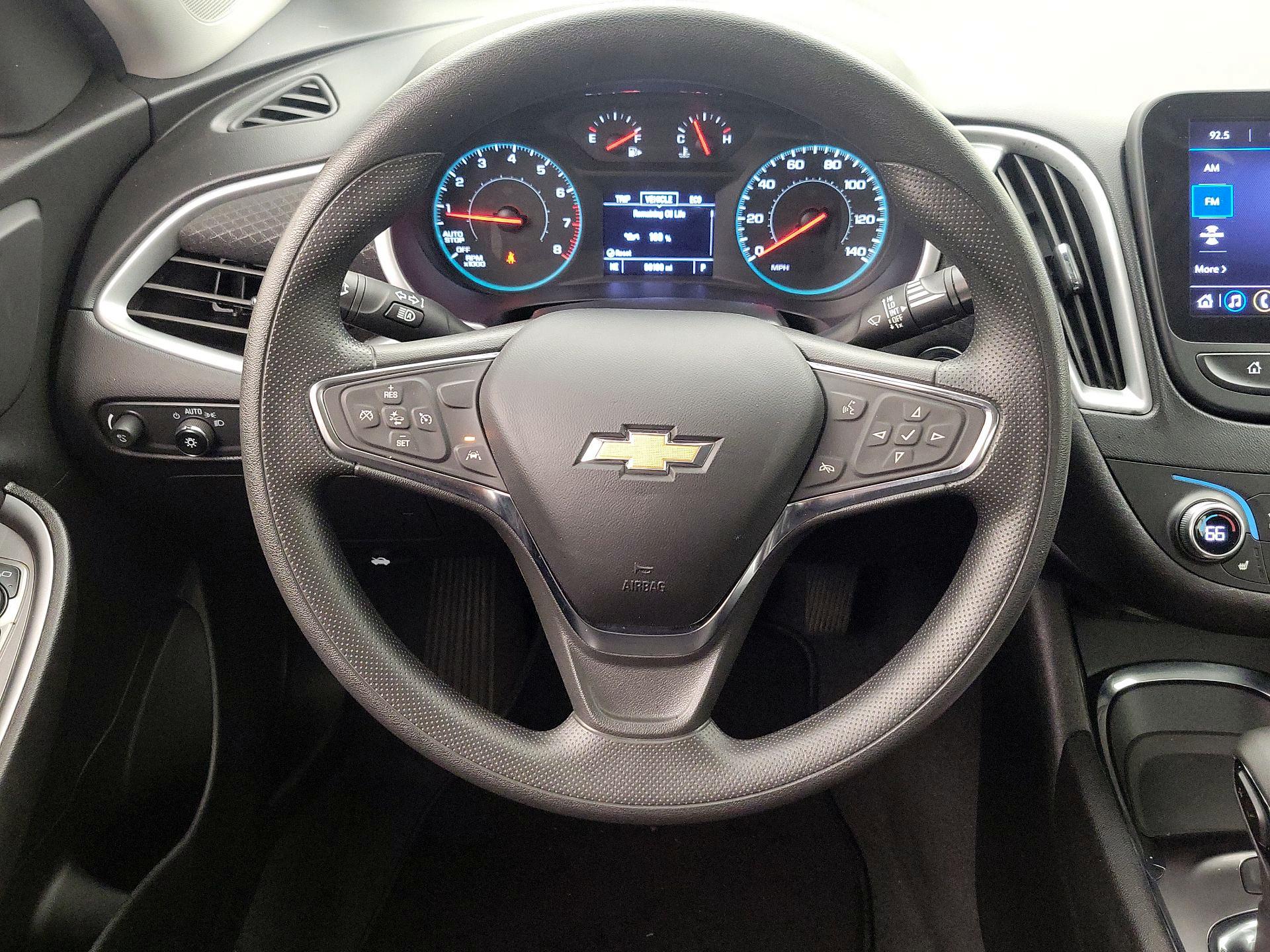 Thumbnail: 2023 Chevrolet Malibu - 10