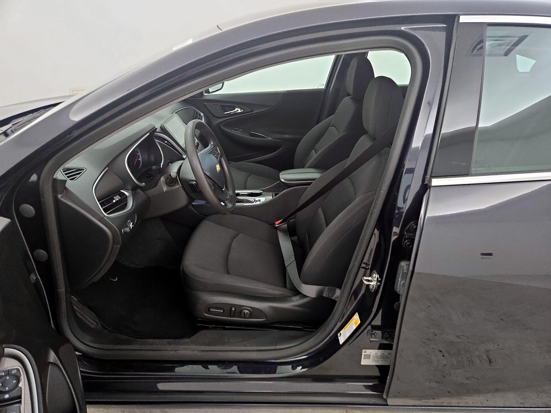 Thumbnail: 2023 Chevrolet Malibu - 11