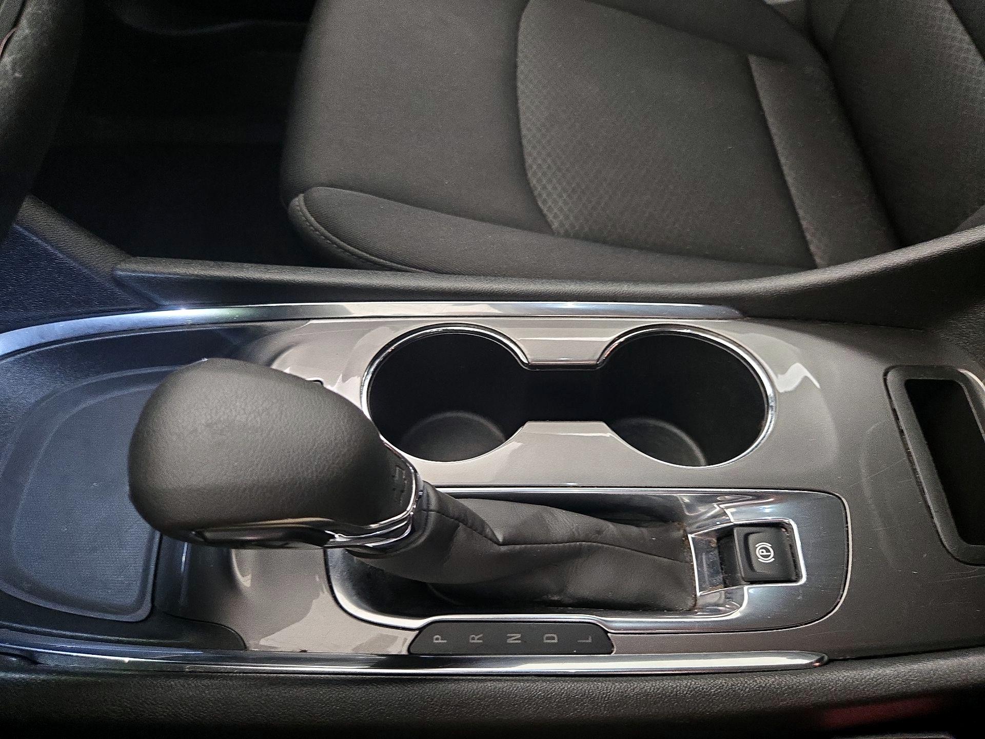 Thumbnail: 2023 Chevrolet Malibu - 17