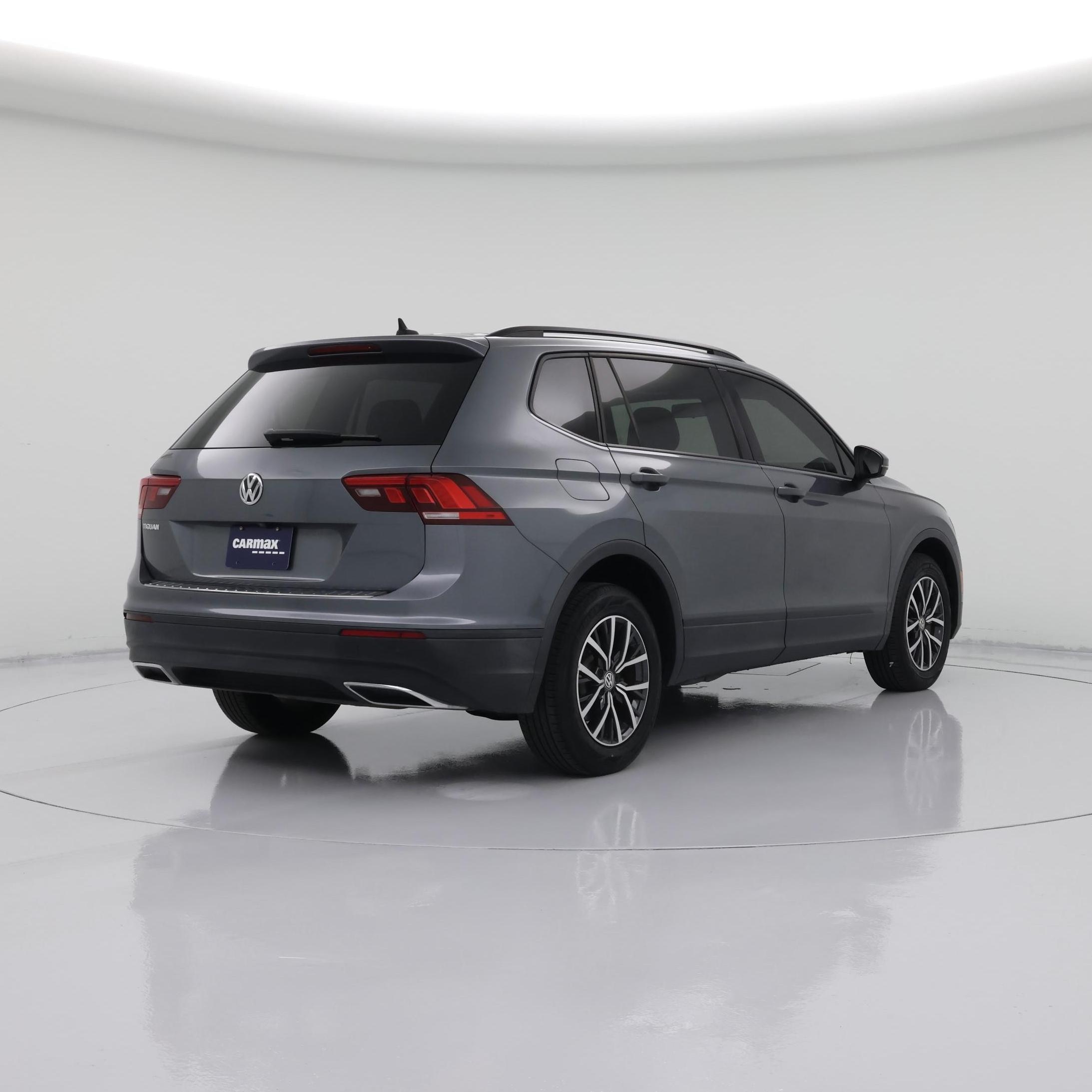Thumbnail: 2021 Volkswagen Tiguan - 8